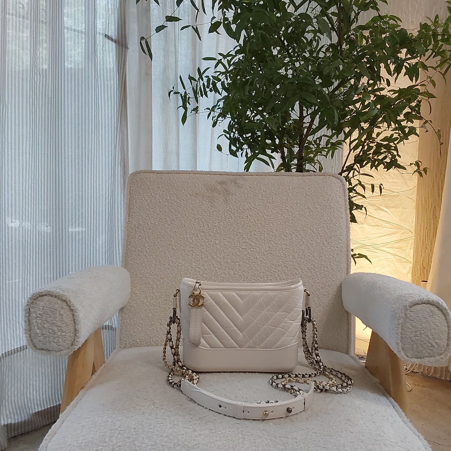 Chanel White Small Chevron Gabrielle Hobo Aged Calfskin Series 29