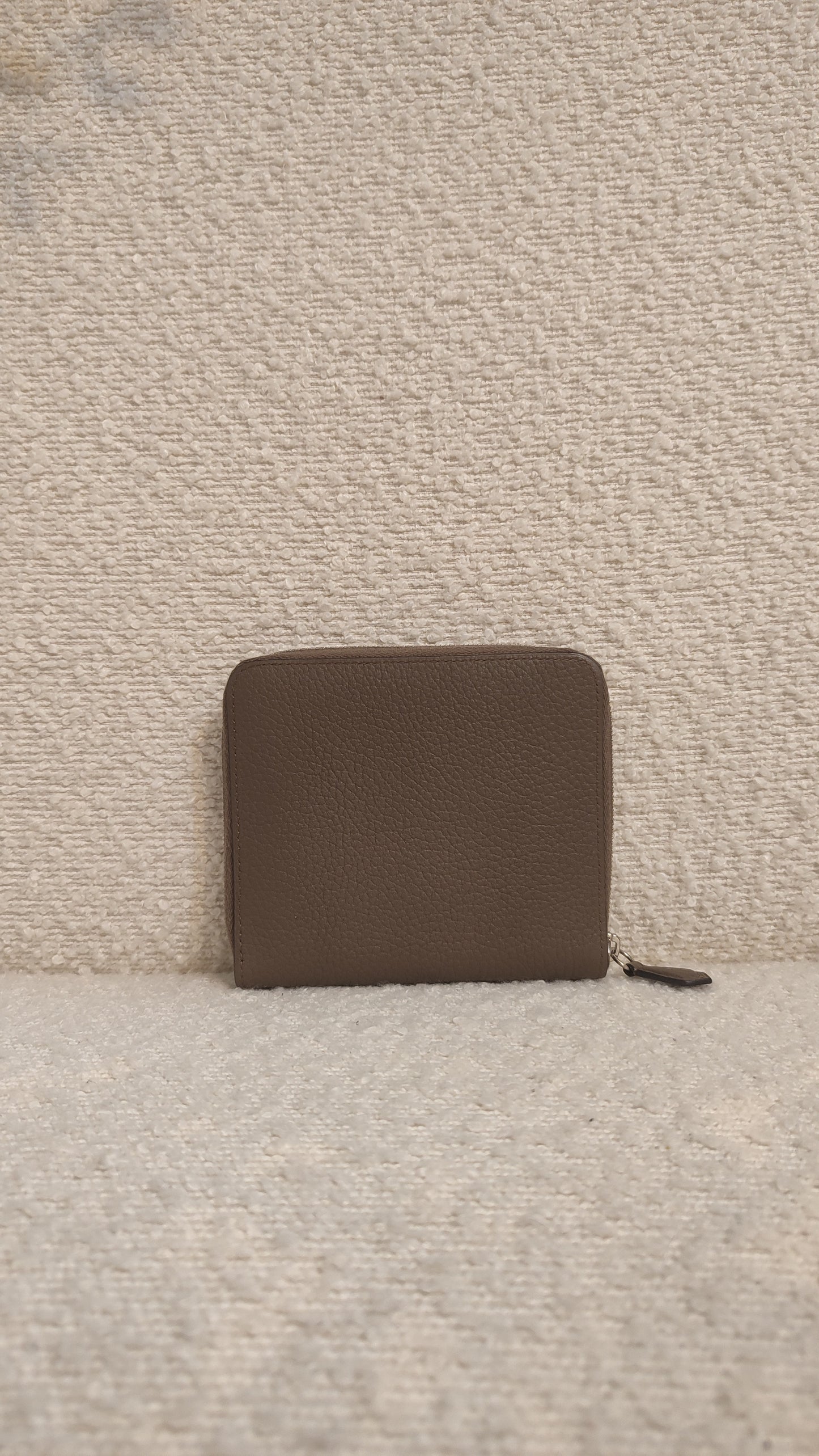 Moynat Compact Zipped Wallet Etoupe