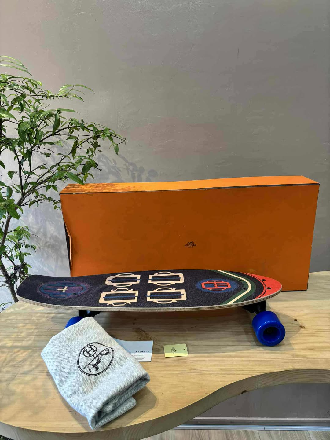 Hermes Maple Wood Bouclaries Modernes Skateboard