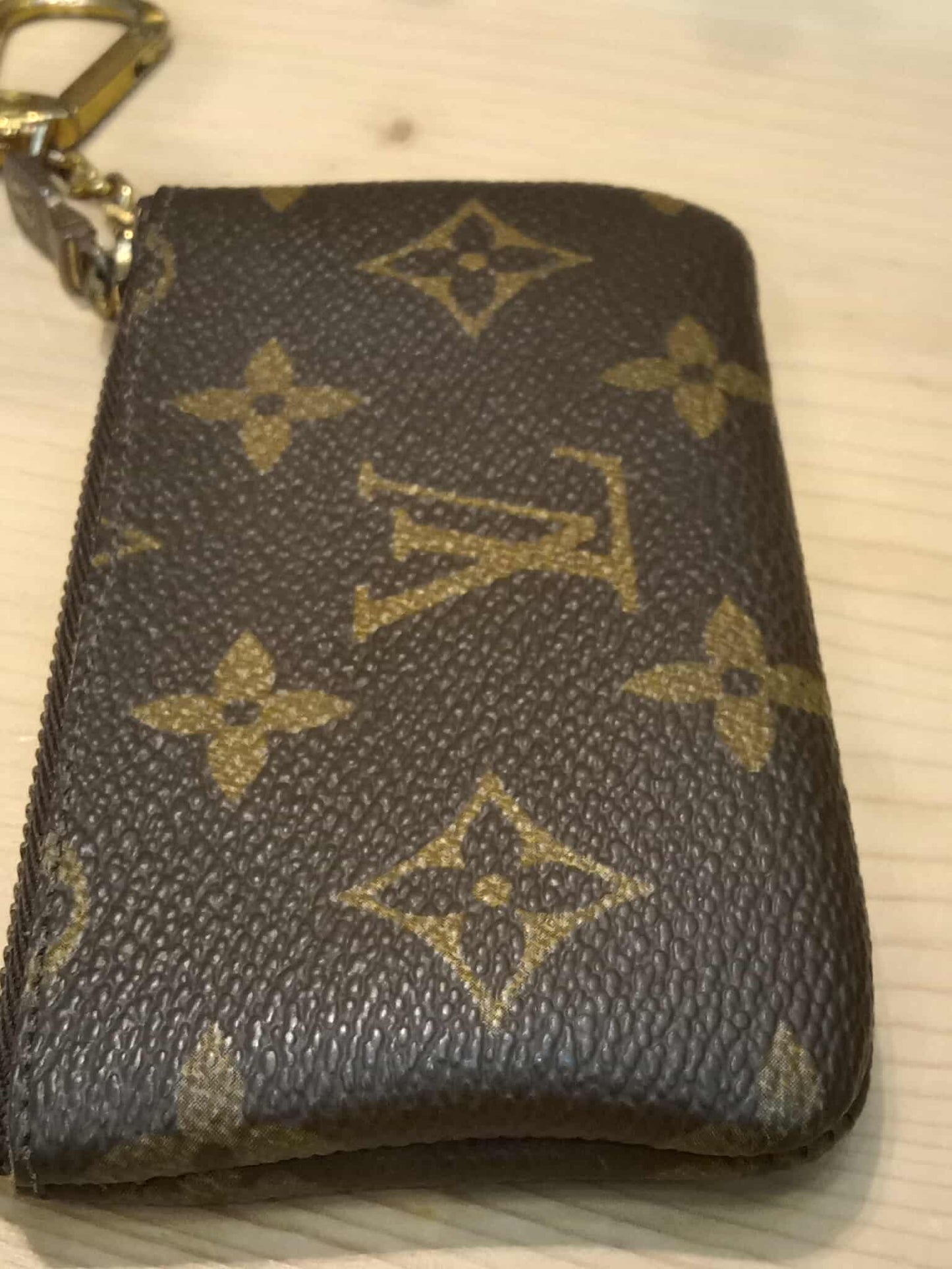 Louis Vuitton Monogram Zipped Coin Case