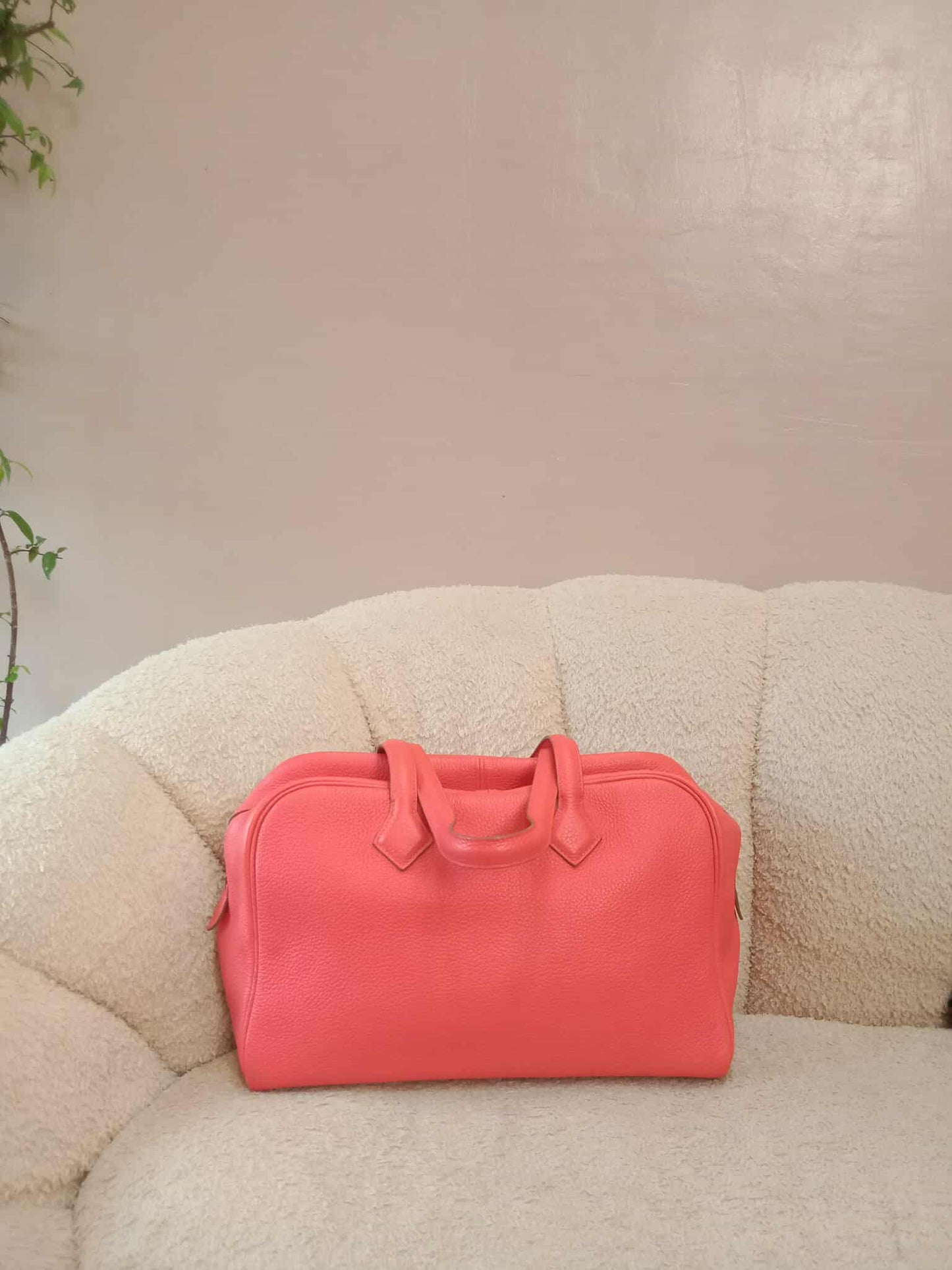 Hermes Victoria II 35 Rose Azalee Clemence Stamp P Square 2012