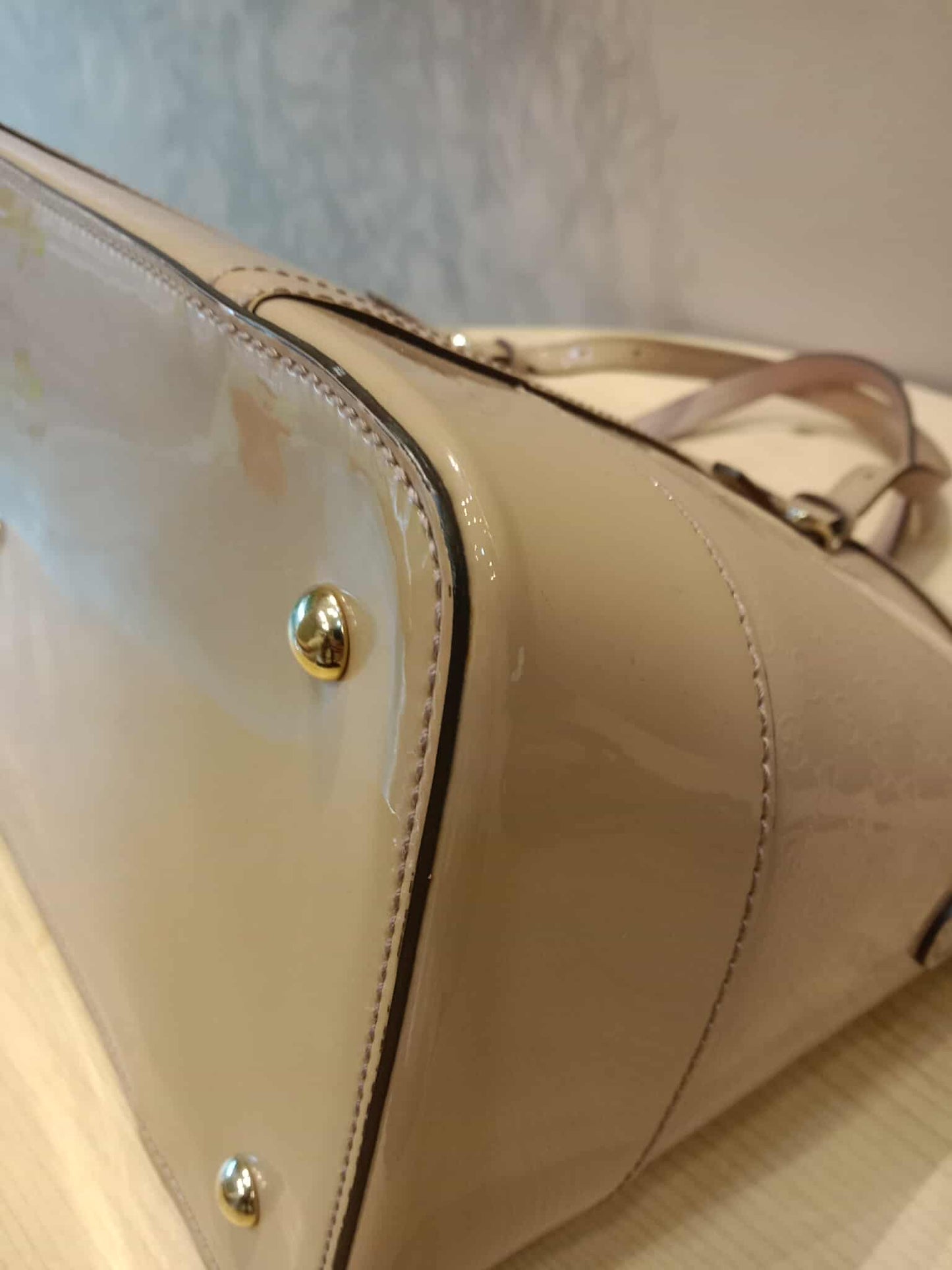 Gucci Beige Microguccissima Nice Patent Leather Satchel Bag