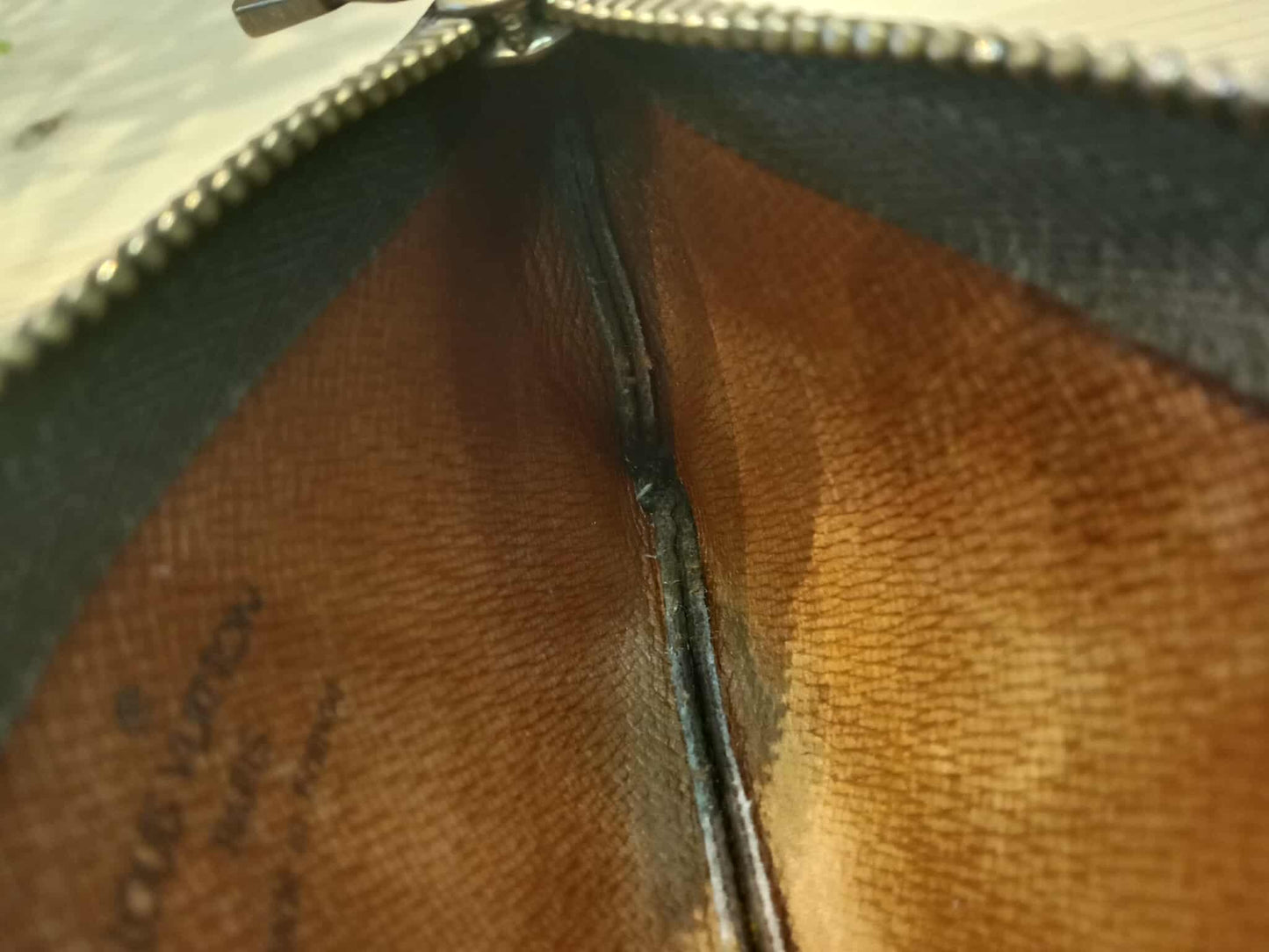 Louis Vuitton Monogram Zipped Coin Case