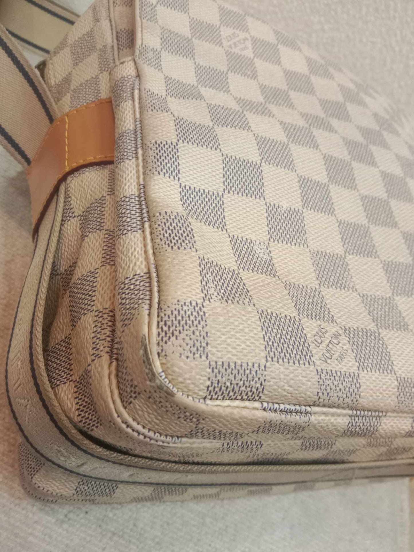 Louis Vuitton Naviglio Damier Azur MM