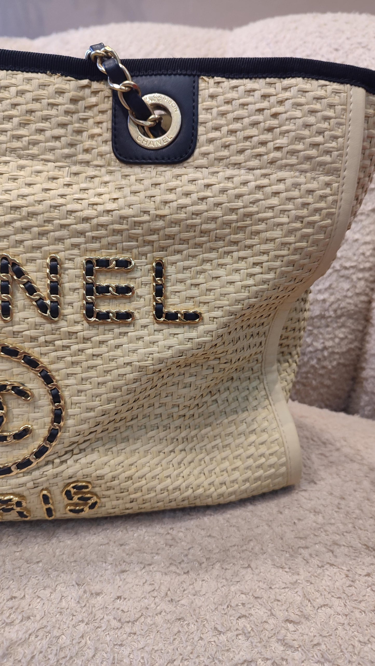 Chanel Deauville Raffia Series 30 Medium Beige/Black