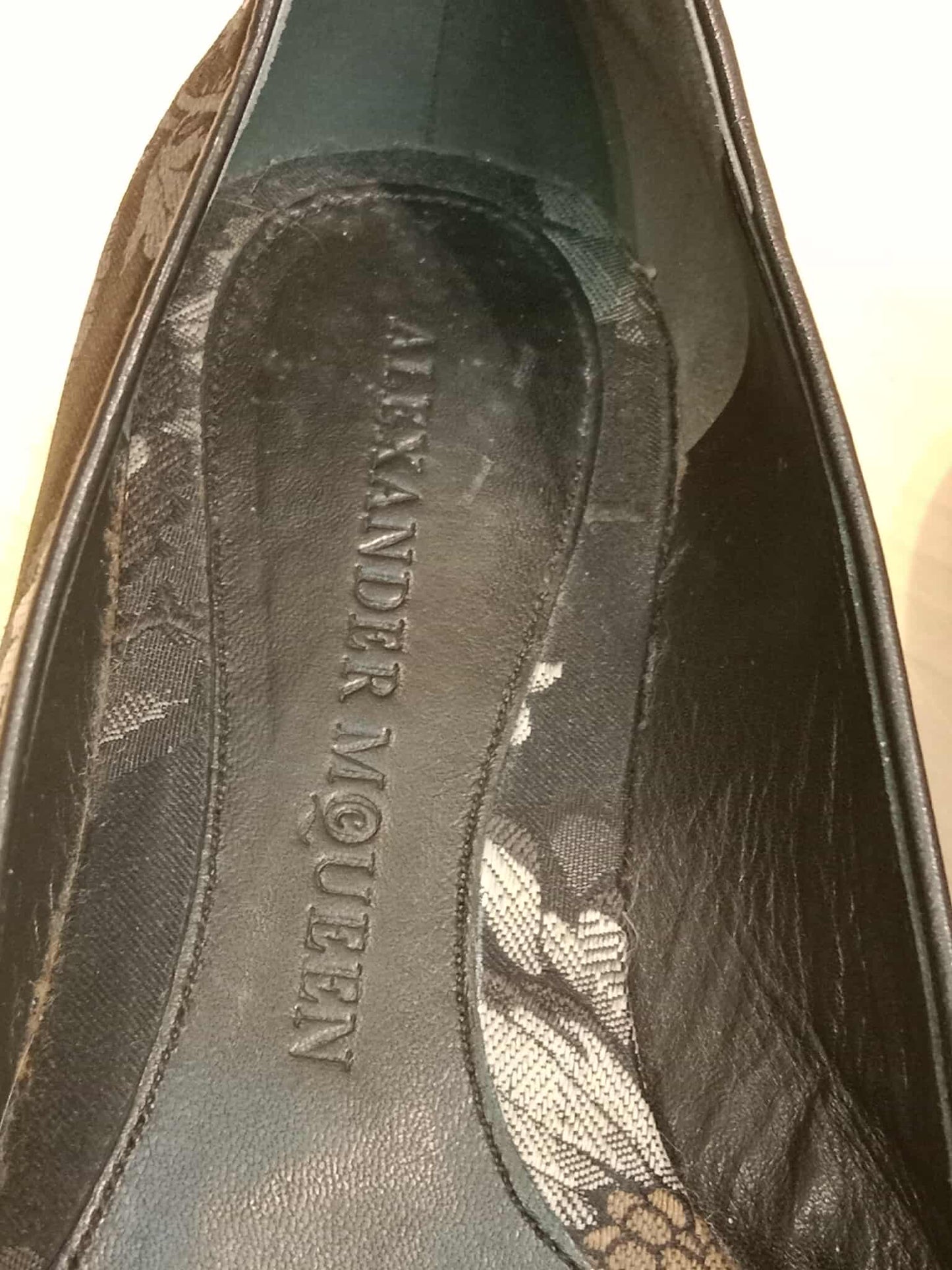 Alexander McQueen Silk Loafer Flats Black Sie 38