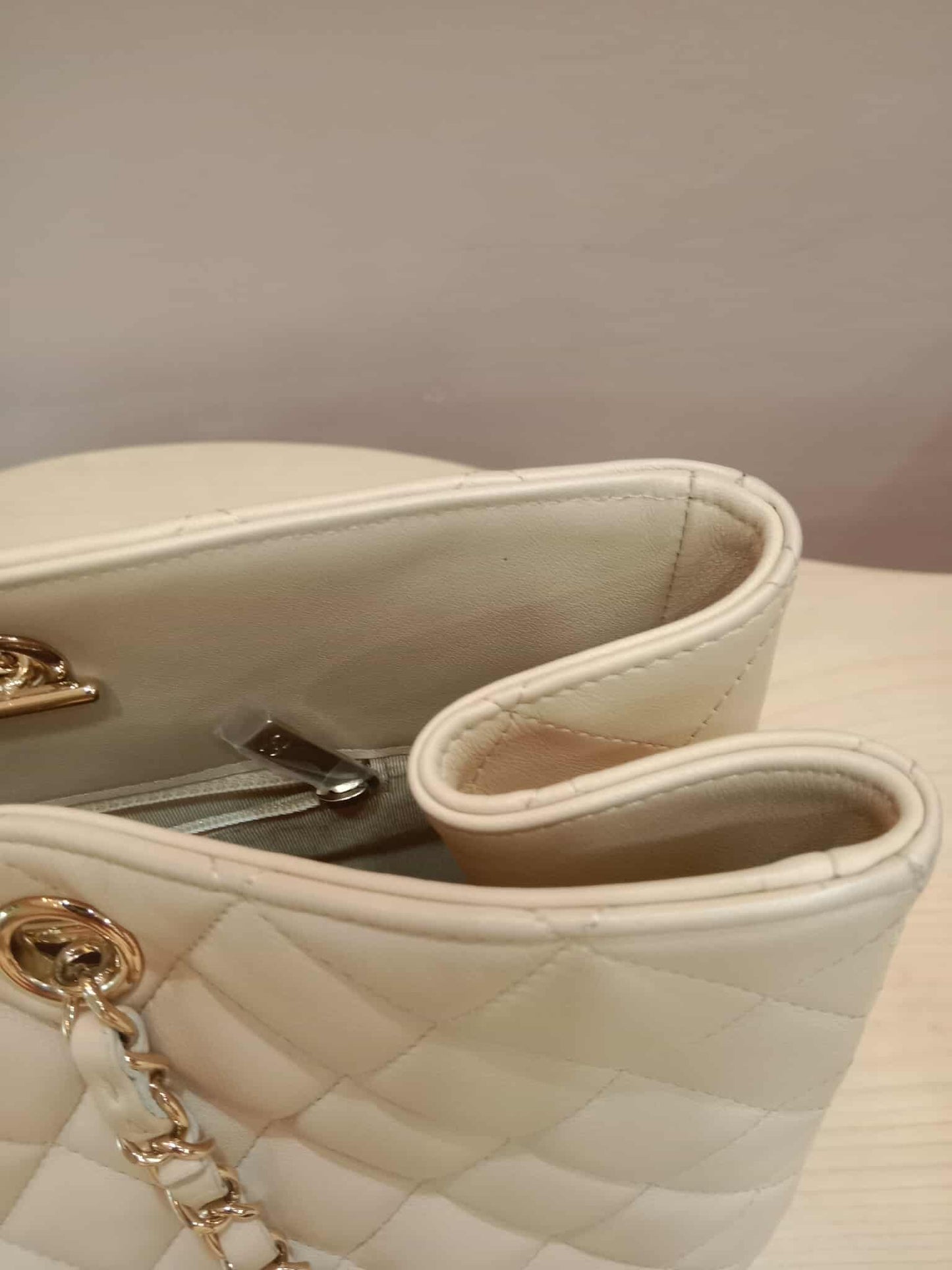 Chanel Classic CC Tote Beige Lambskin Series 21