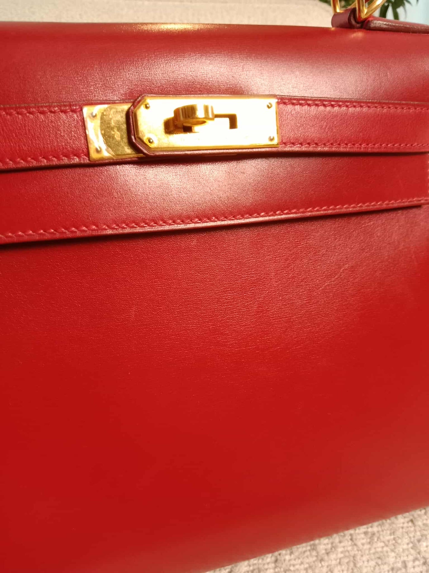 Hermes Kelly 28 Calfbox Leather Rouge VIF Stamp F Square 2002