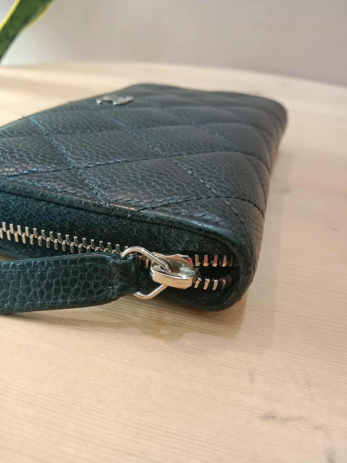 Chanel Long Zipped Wallet Caviar Black Series 19