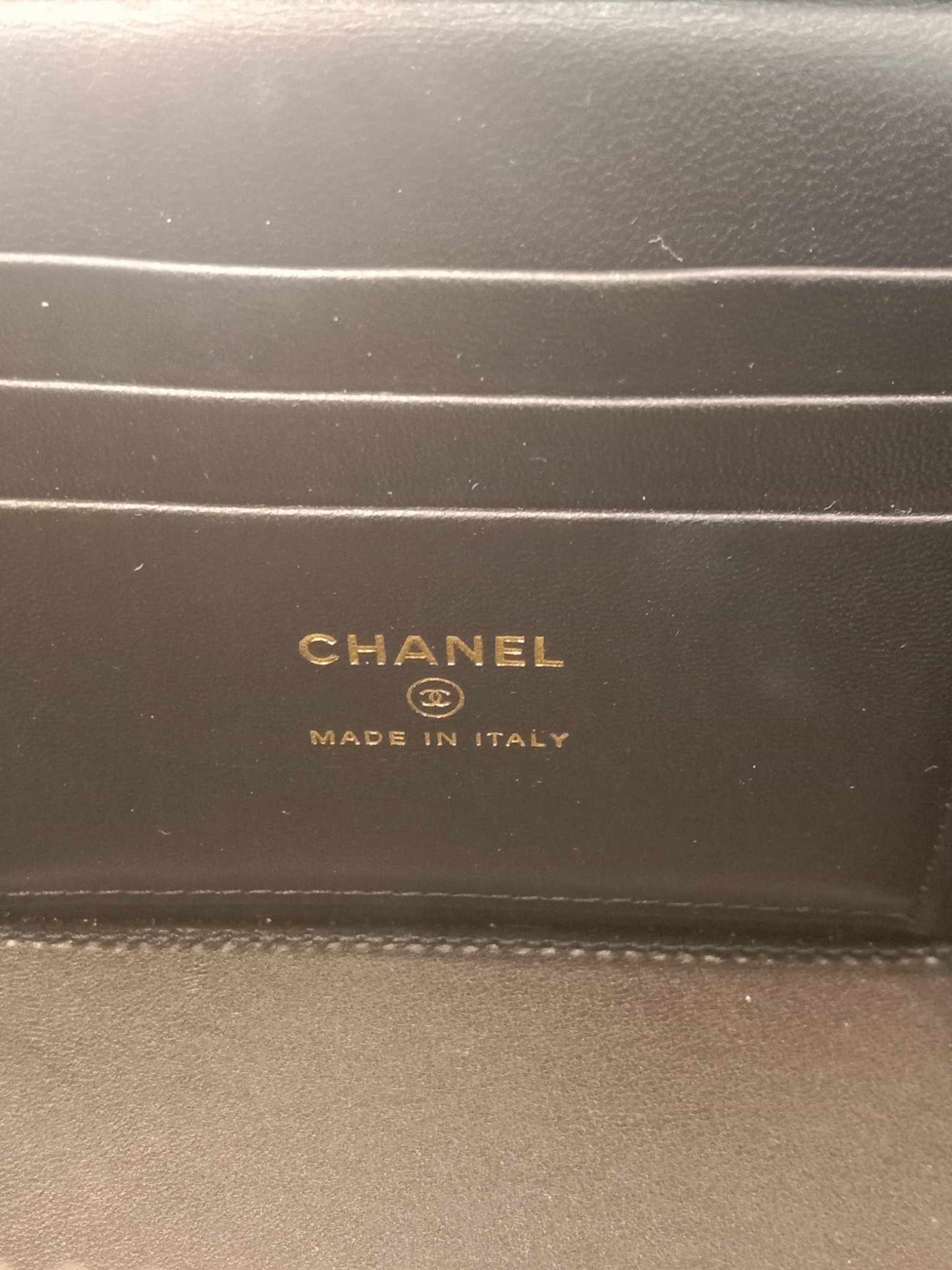 Chanel Tweed Pearlcrush Vanity Case Microchipped