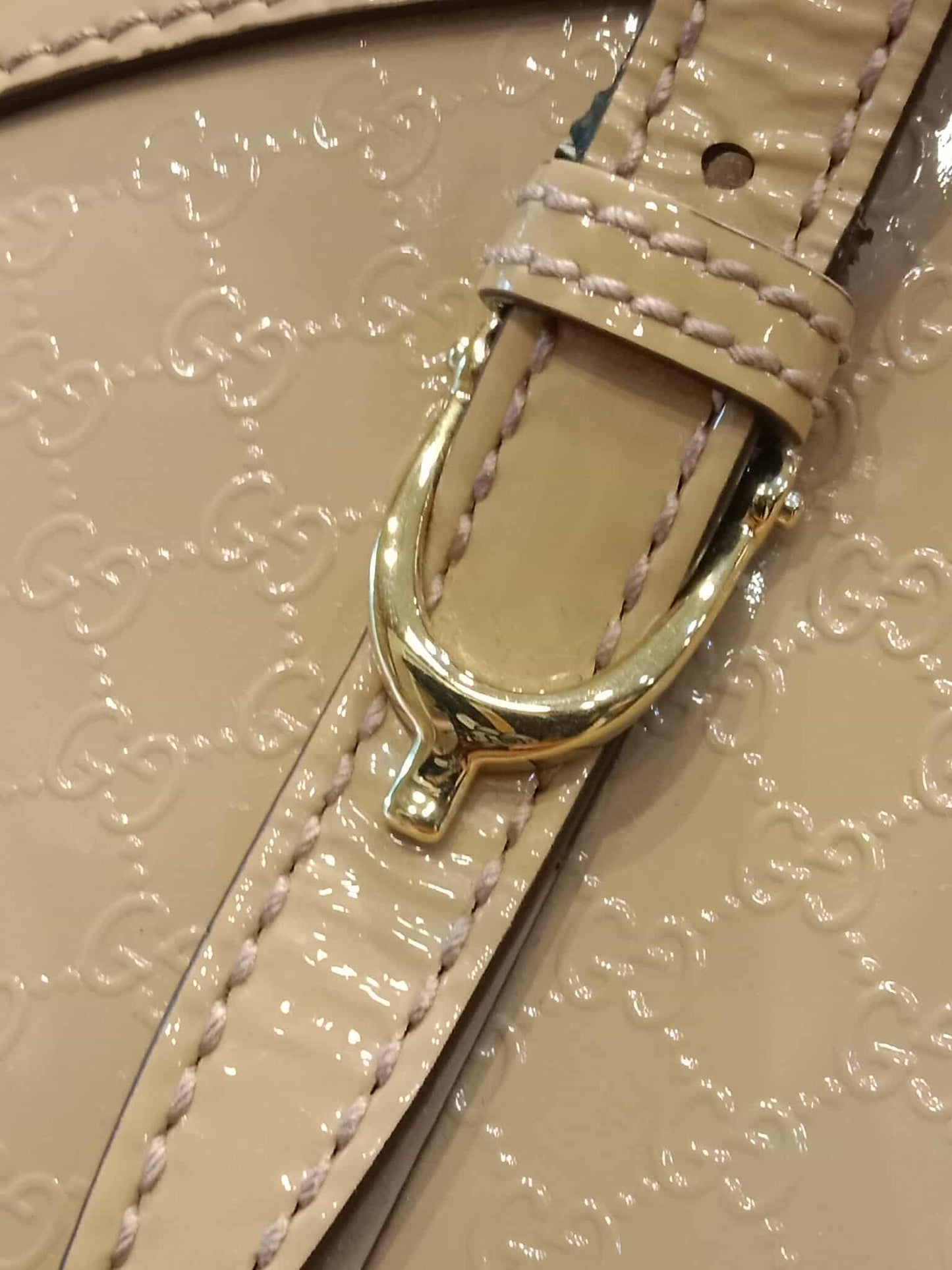 Gucci Beige Microguccissima Nice Patent Leather Satchel Bag