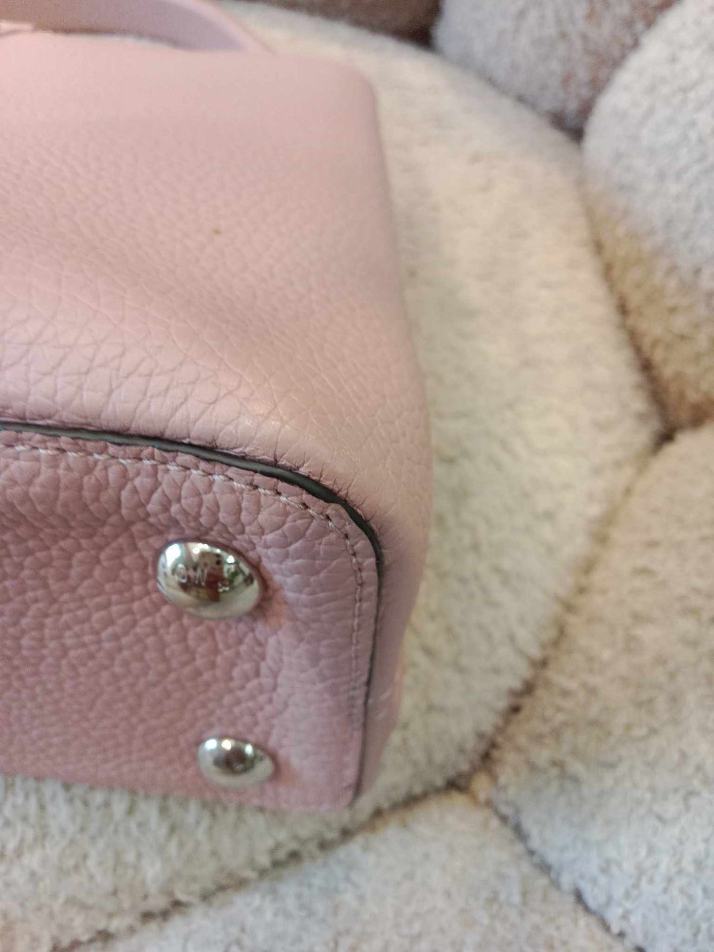 Louis Vuitton Capucine Sakura Pink PM