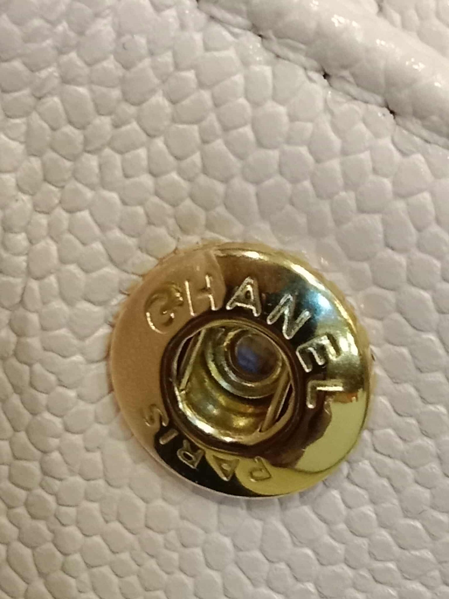 Chanel Business Affinity Light Pink Caviar Medium Microchipped