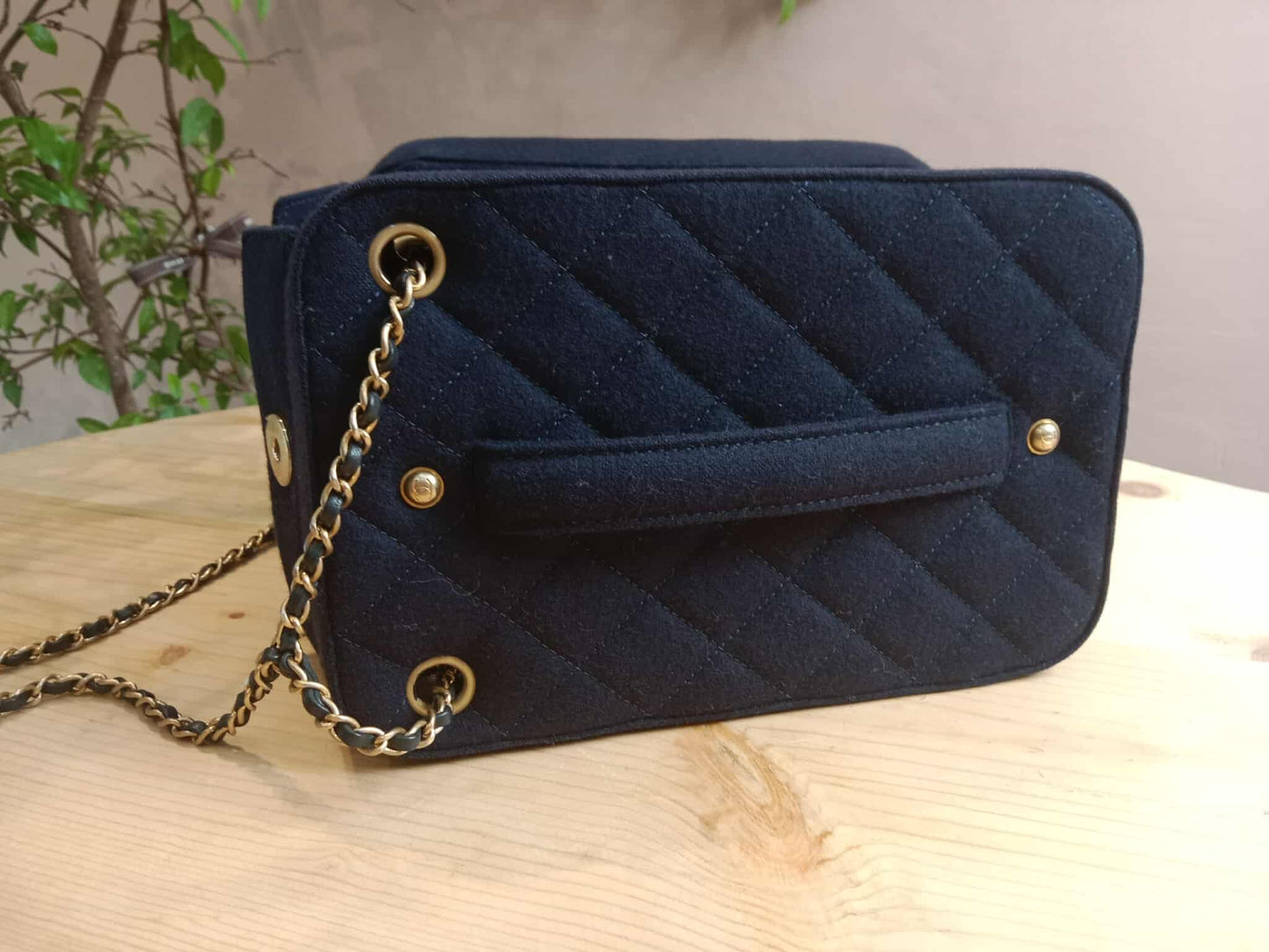 Chanel Paris-Hamburg Accordion Quilted Navy Blue Wool Aged Crossbody Runway Bag Series 25