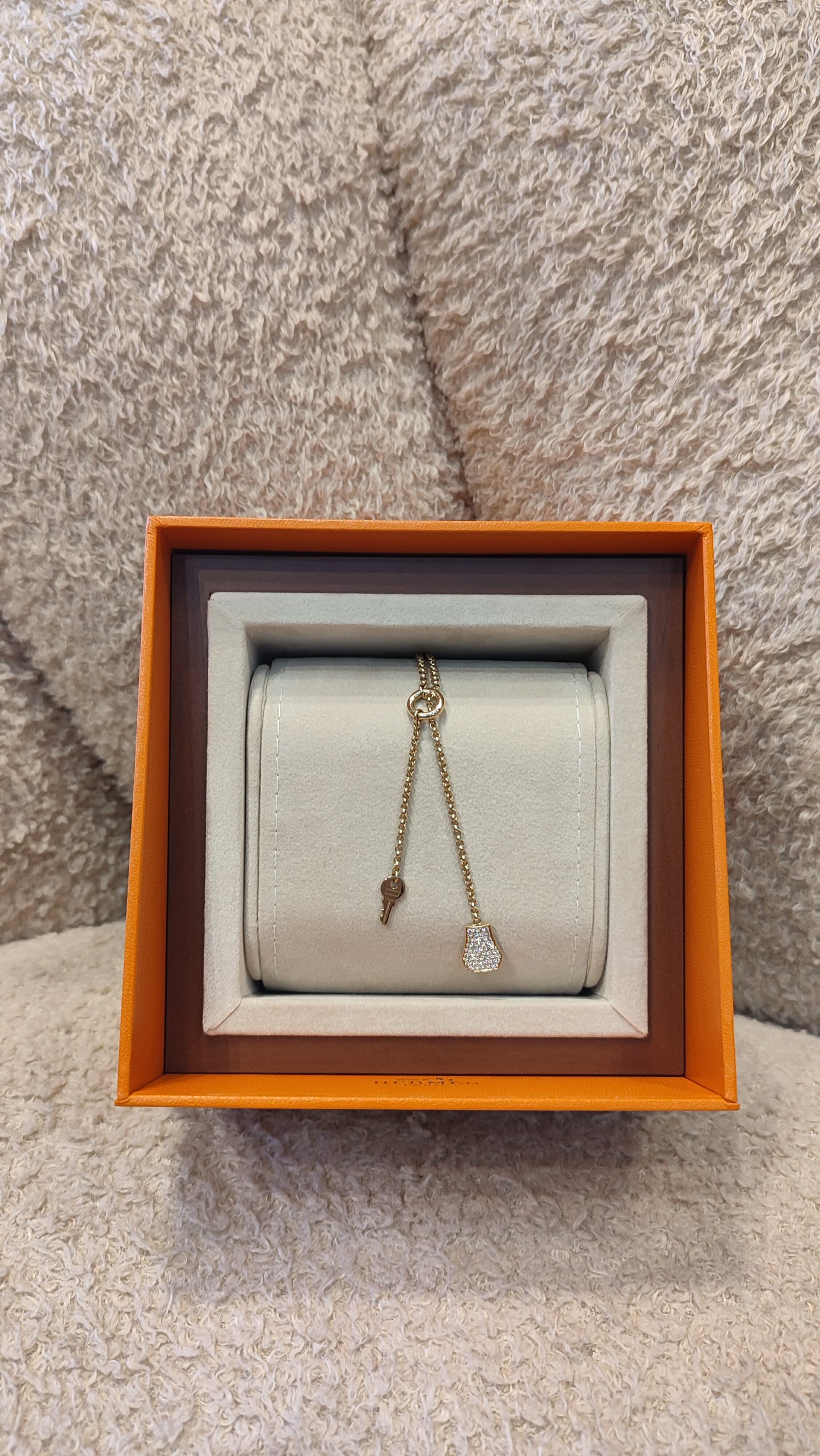 Hermes Kelly Clochette Diamond/Gold Necklace Fullset