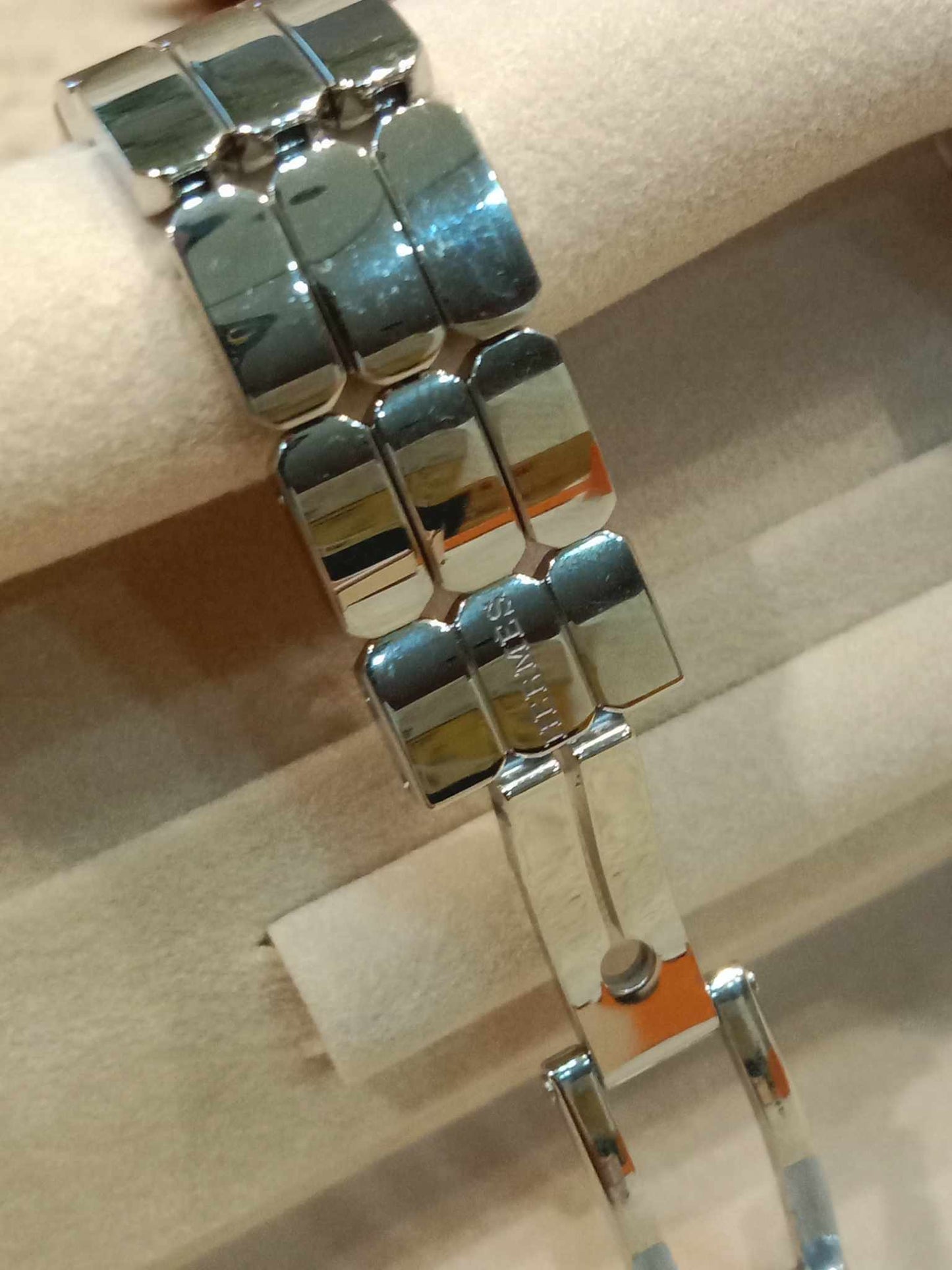 Hermes Stainless Steel Diamond 16mm Kelly Quartz Watch