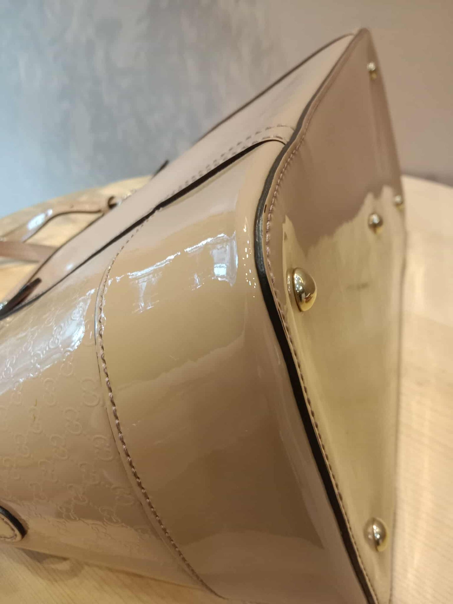 Gucci Beige Microguccissima Nice Patent Leather Satchel Bag