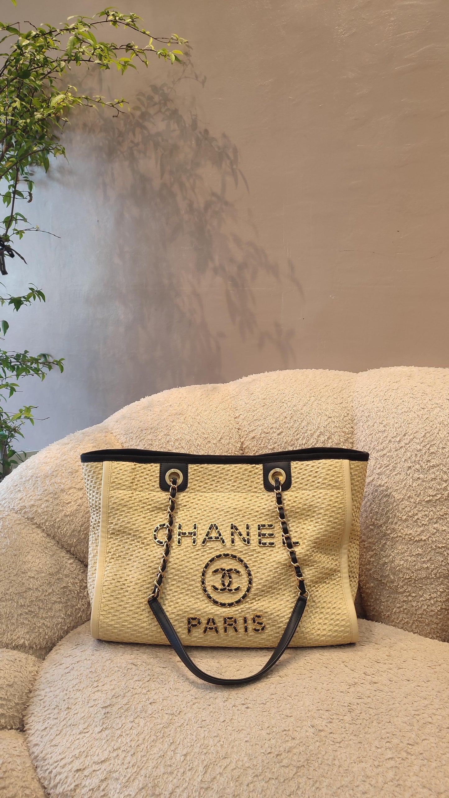 Chanel Deauville Raffia Series 30 Medium Beige/Black