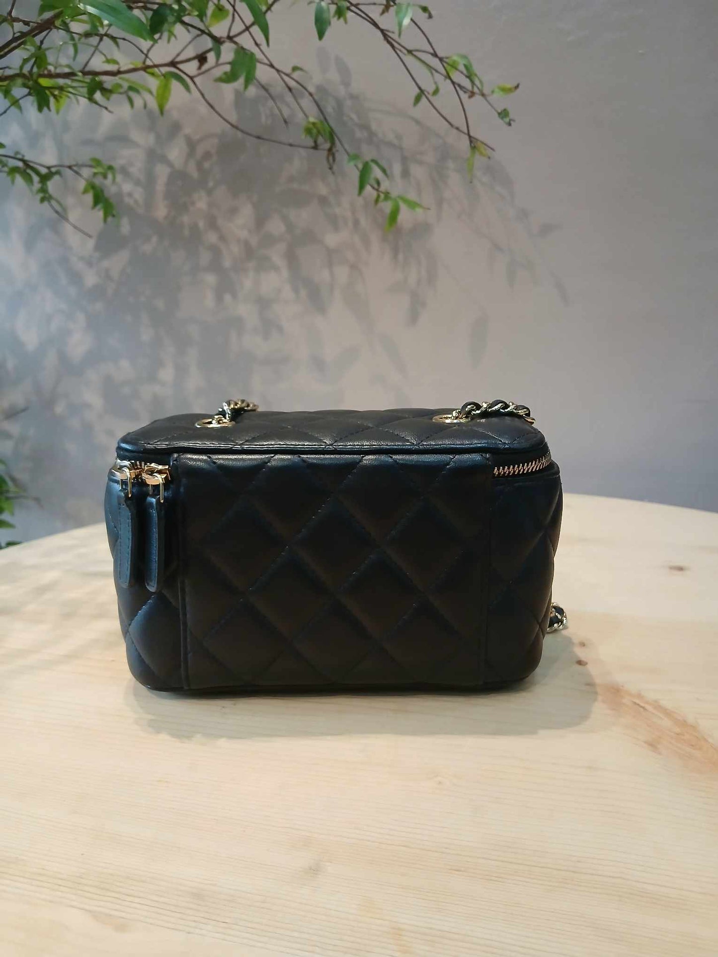Chanel Vanity Case Black Lambskin Series 31