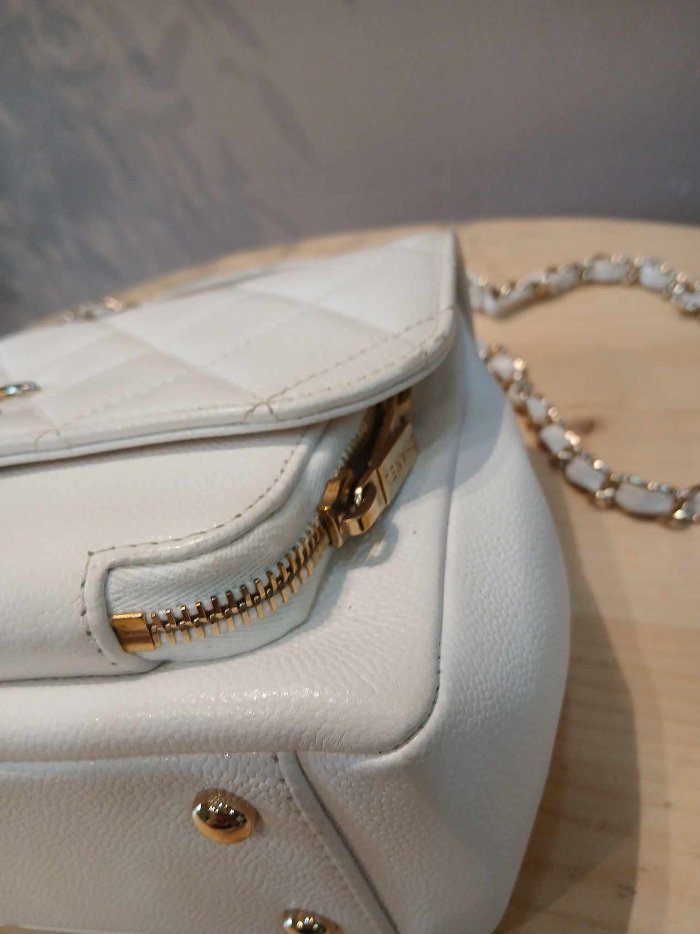 Chanel Affinity White Caviar Series 30