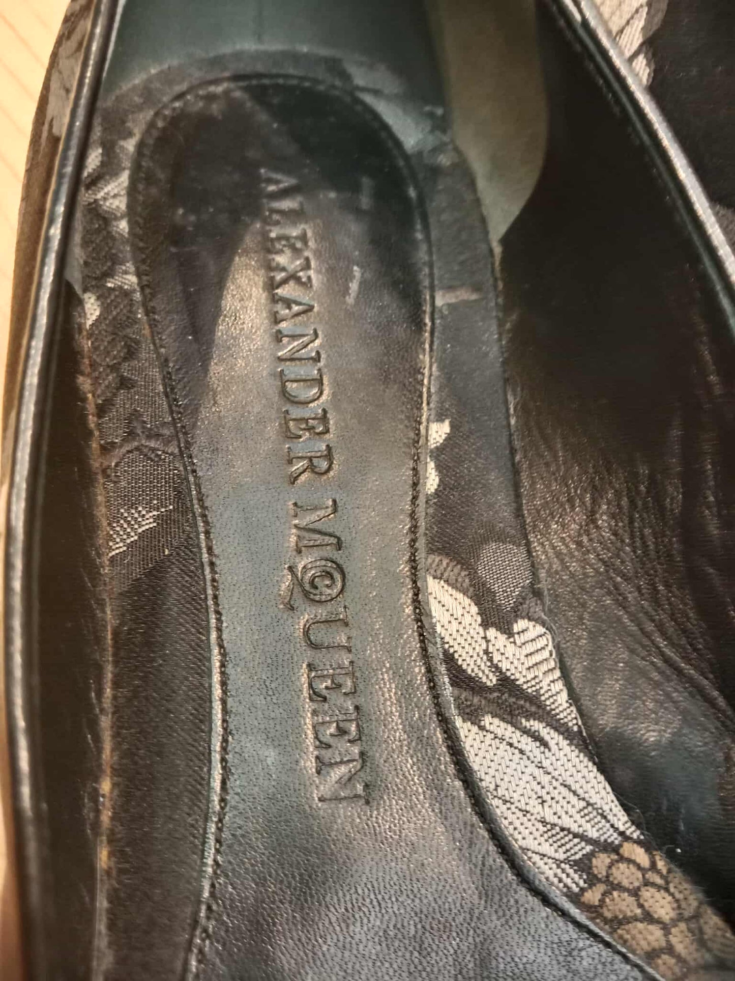 Alexander McQueen Silk Loafer Flats Black Sie 38