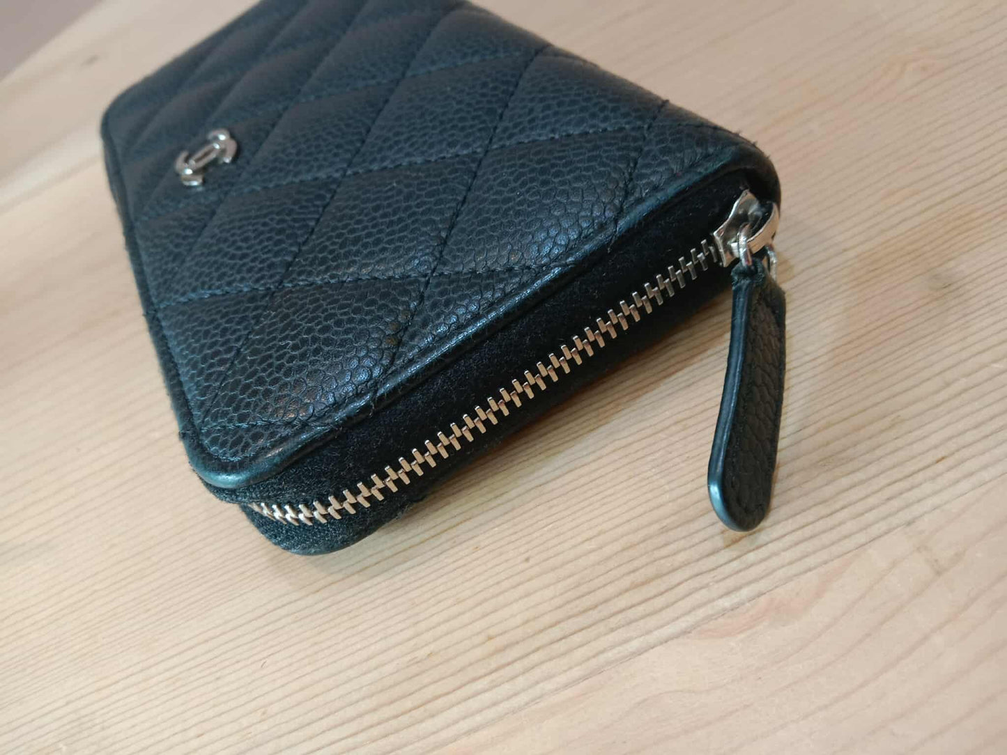 Chanel Long Zipped Wallet Caviar Black Series 19