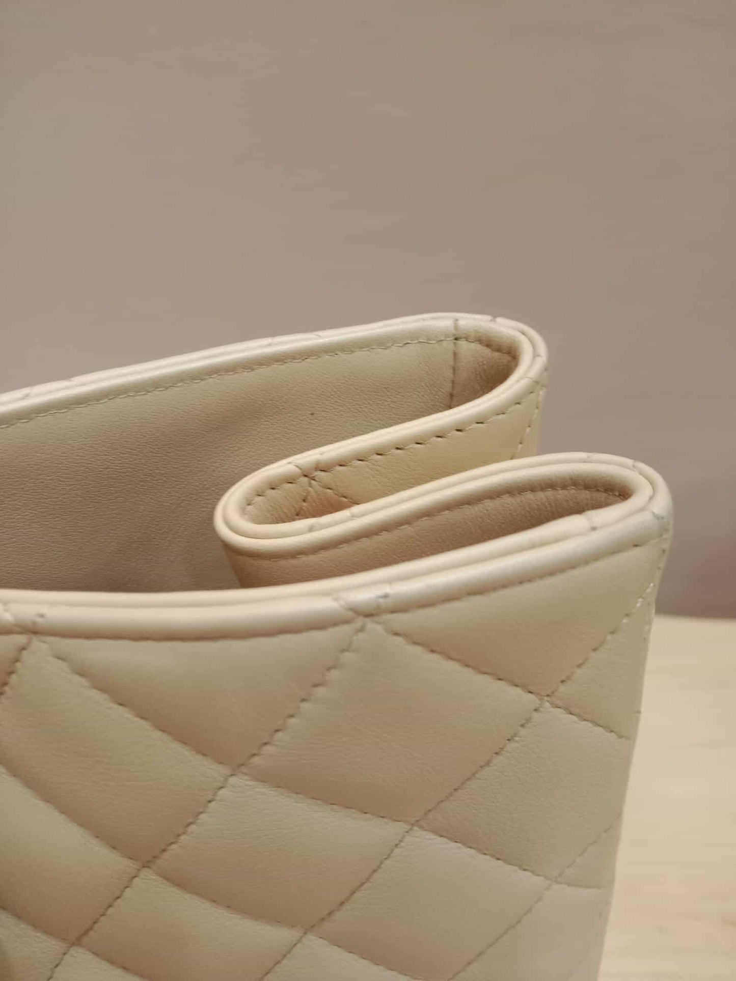 Chanel Classic CC Tote Beige Lambskin Series 21