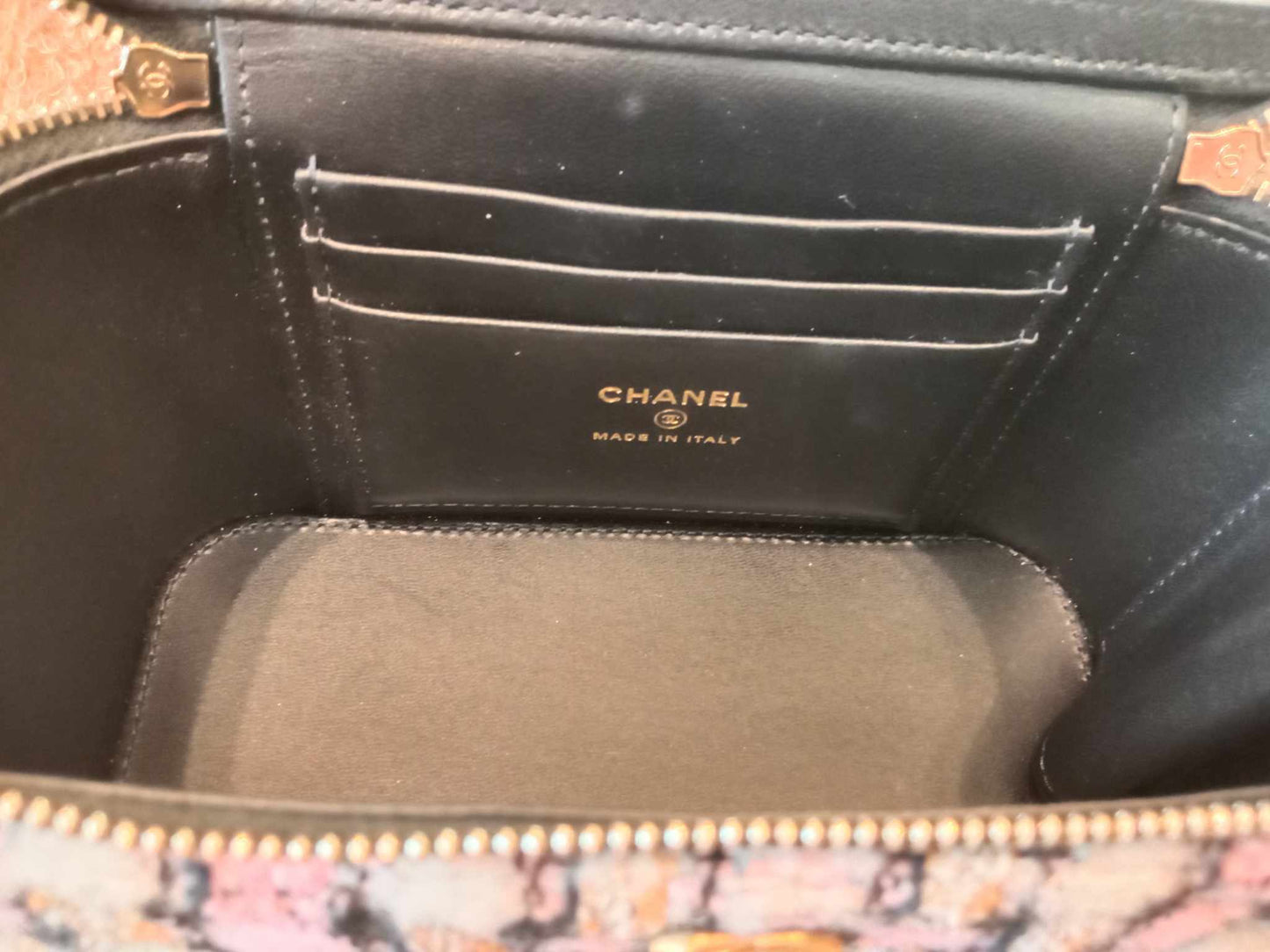 Chanel Tweed Pearlcrush Vanity Case Microchipped