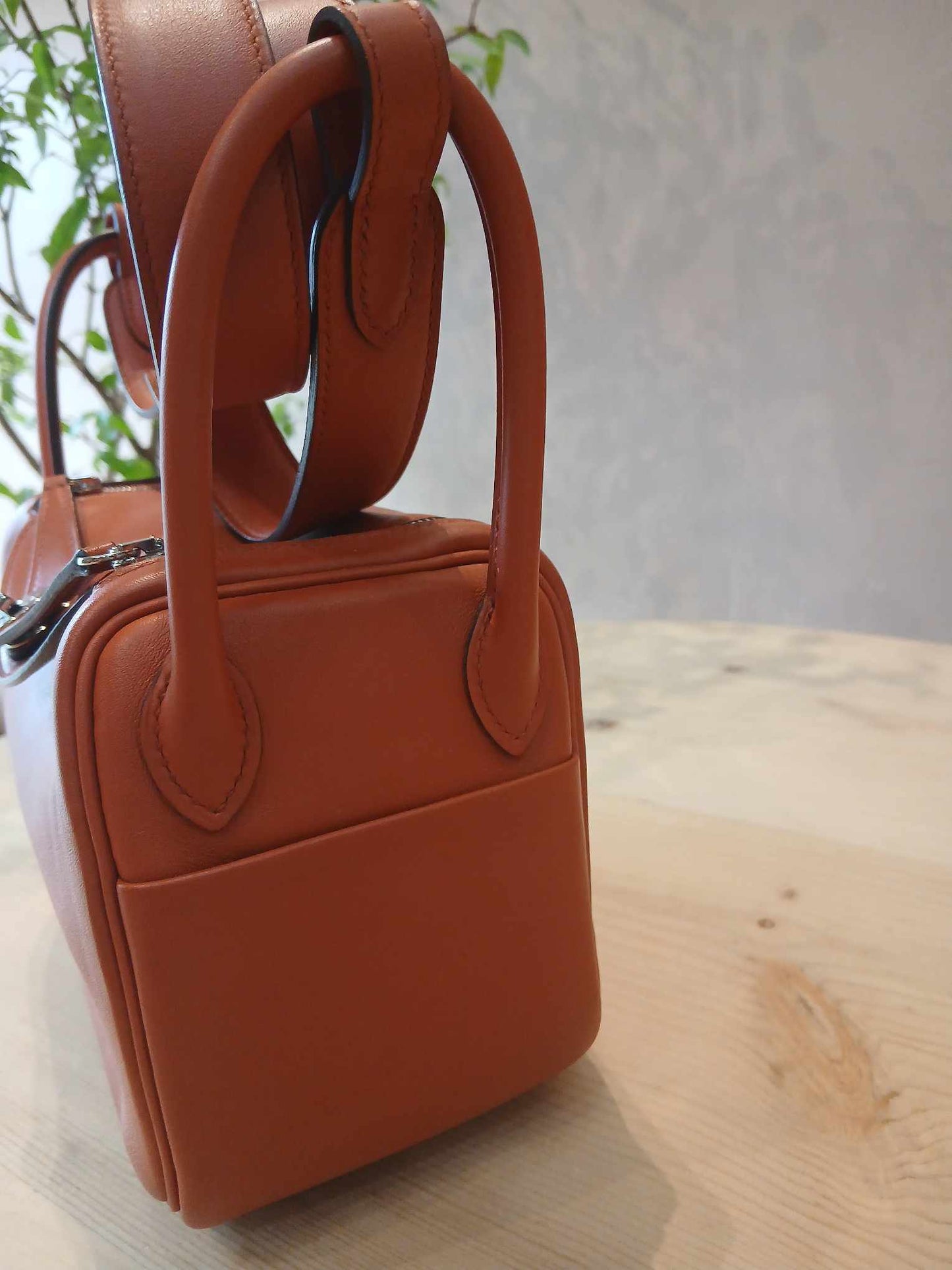 Hermes Mini Lindy Bi-Color Orange Stamp Z 2021