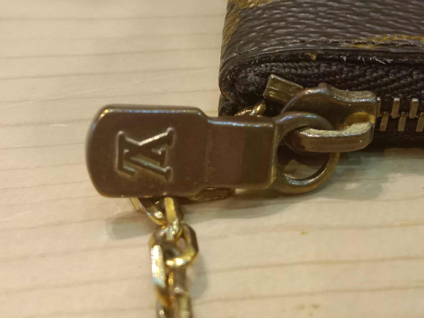 Louis Vuitton Monogram Zipped Coin Case