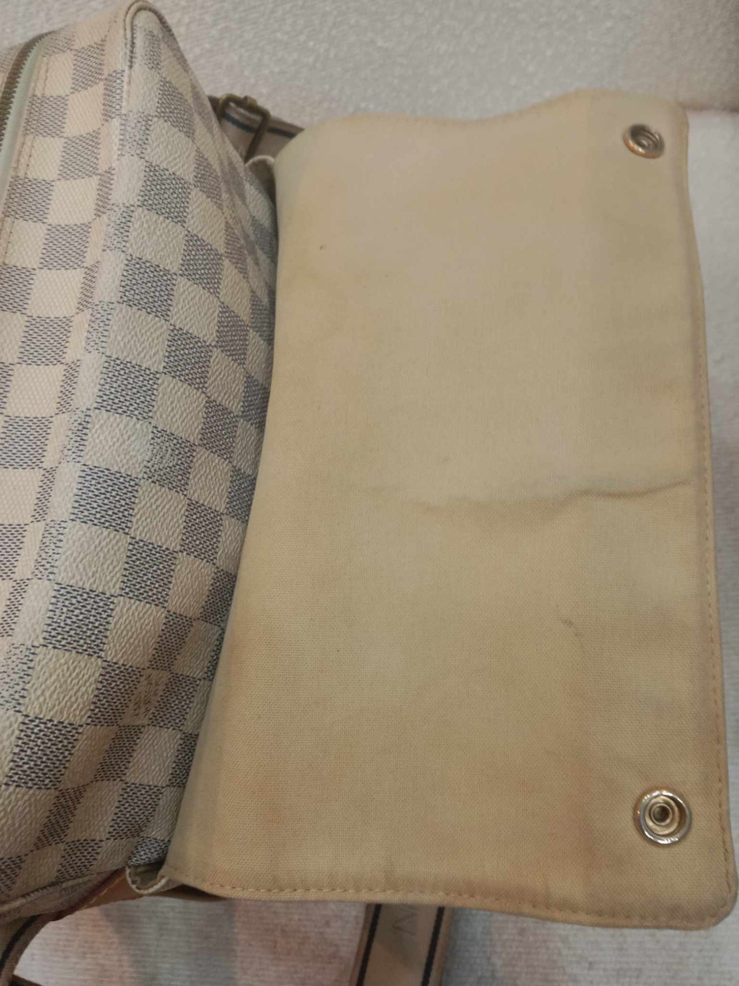 Louis Vuitton Naviglio Damier Azur MM