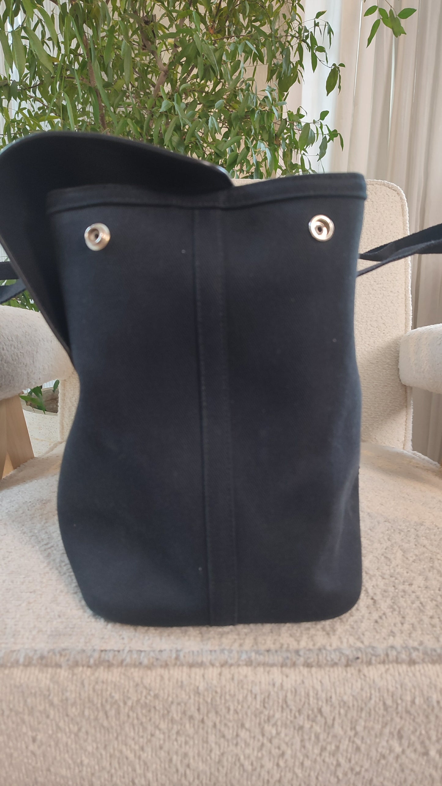 Hermes Valparaiso MM Black Bag