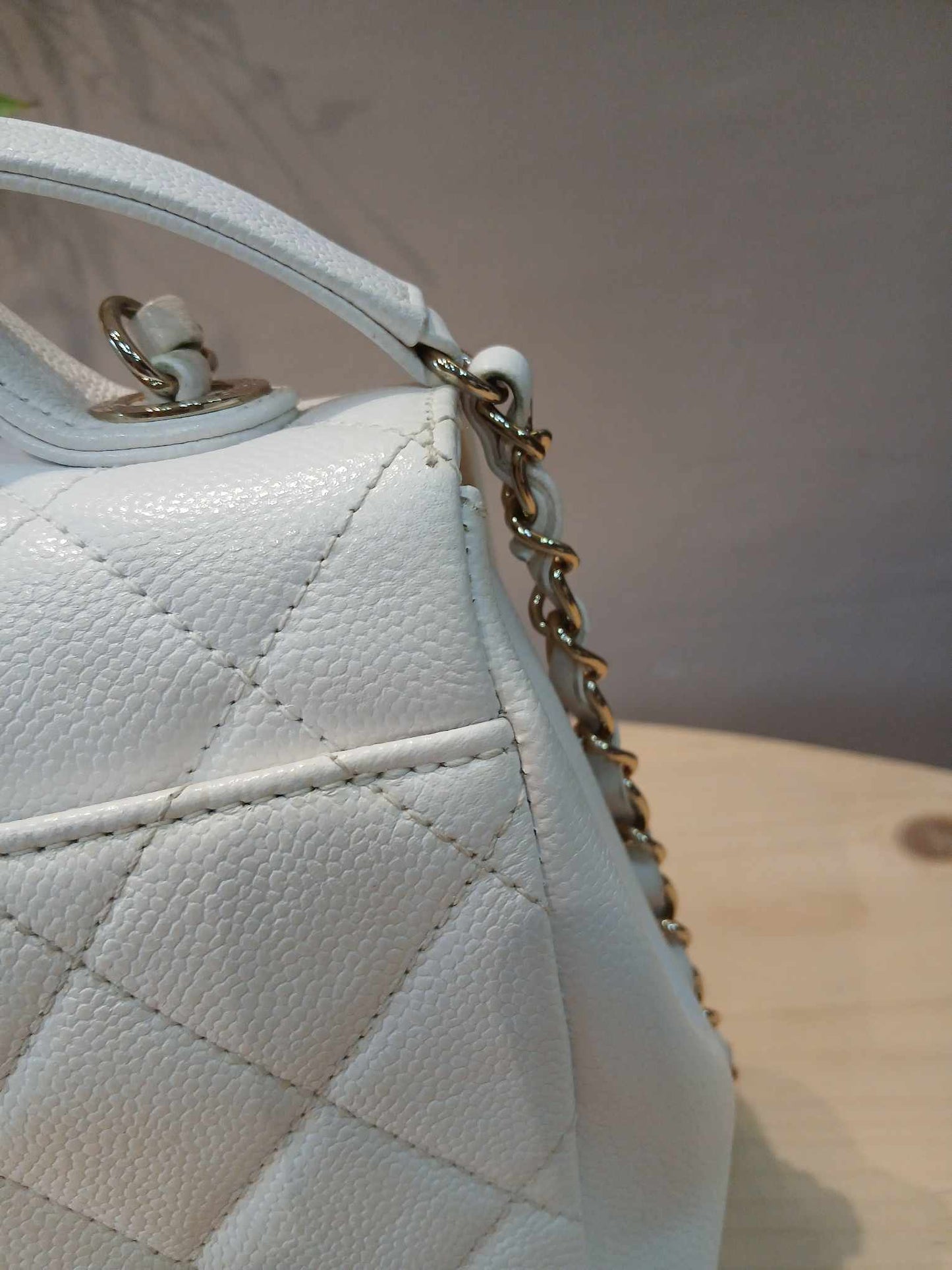 Chanel Affinity White Caviar Series 30