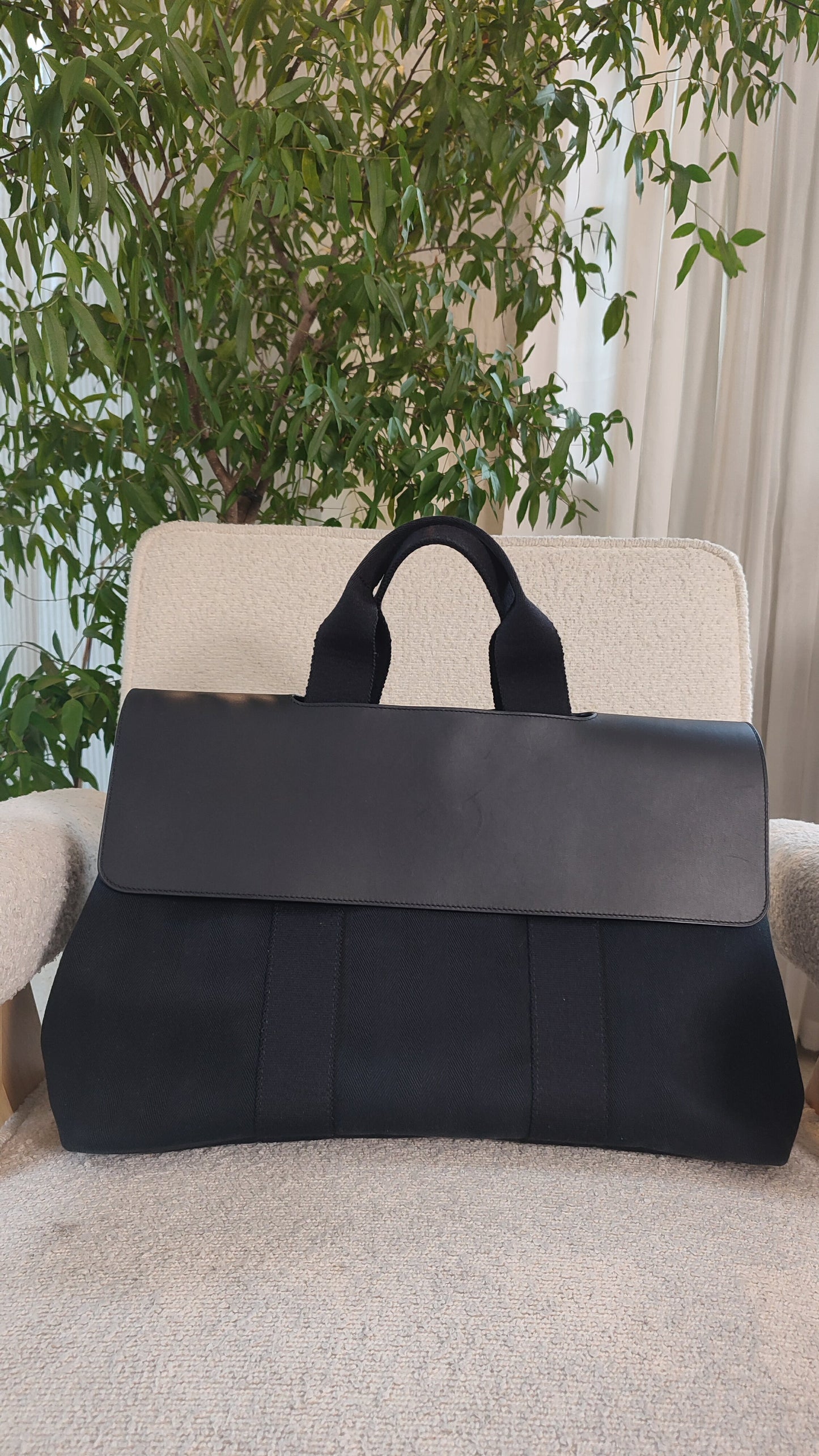 Hermes Valparaiso MM Black Bag