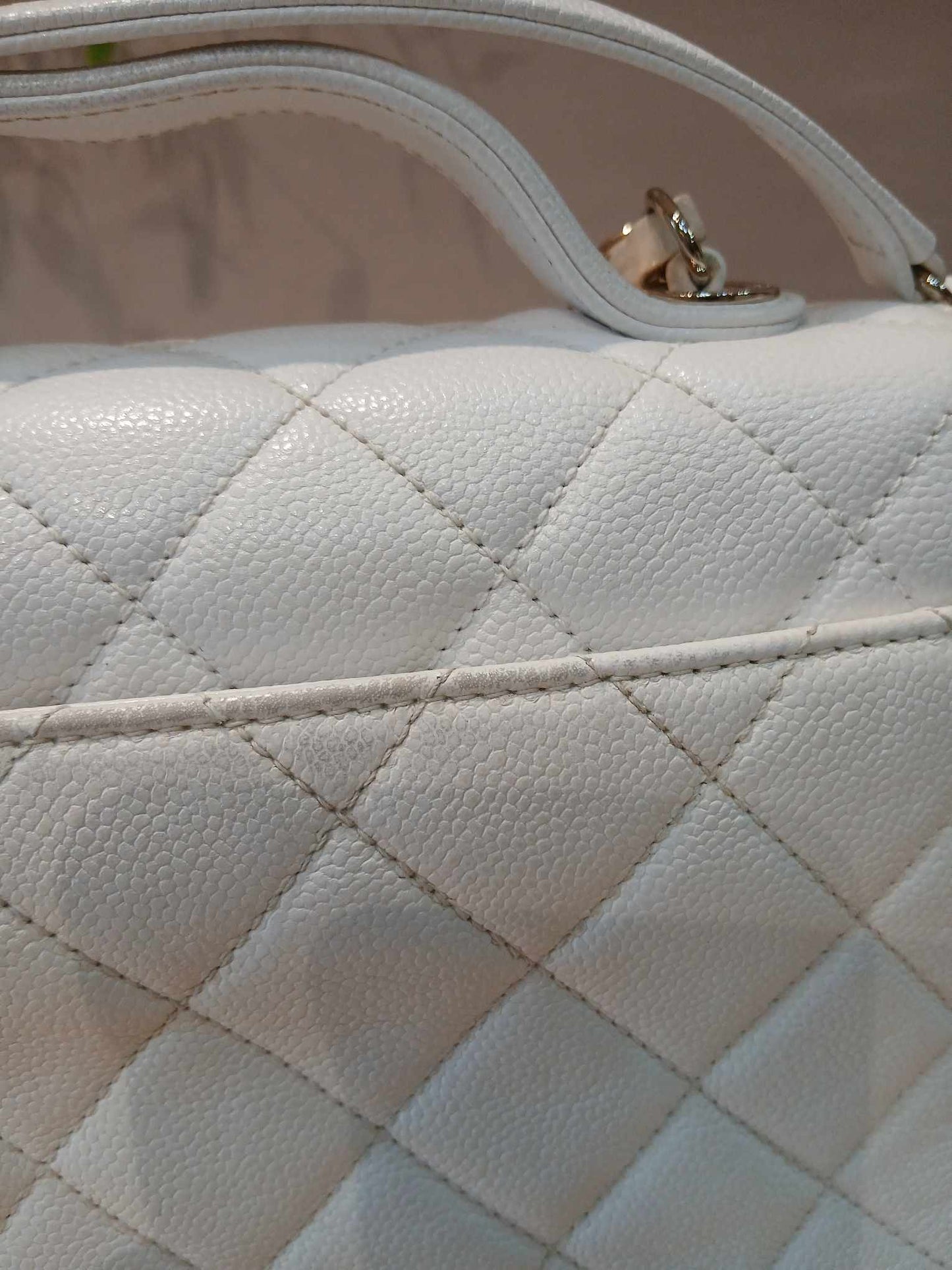 Chanel Affinity White Caviar Series 30