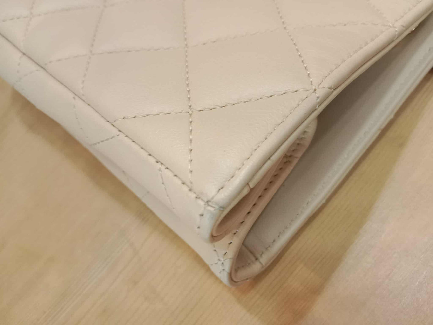 Chanel Classic CC Tote Beige Lambskin Series 21