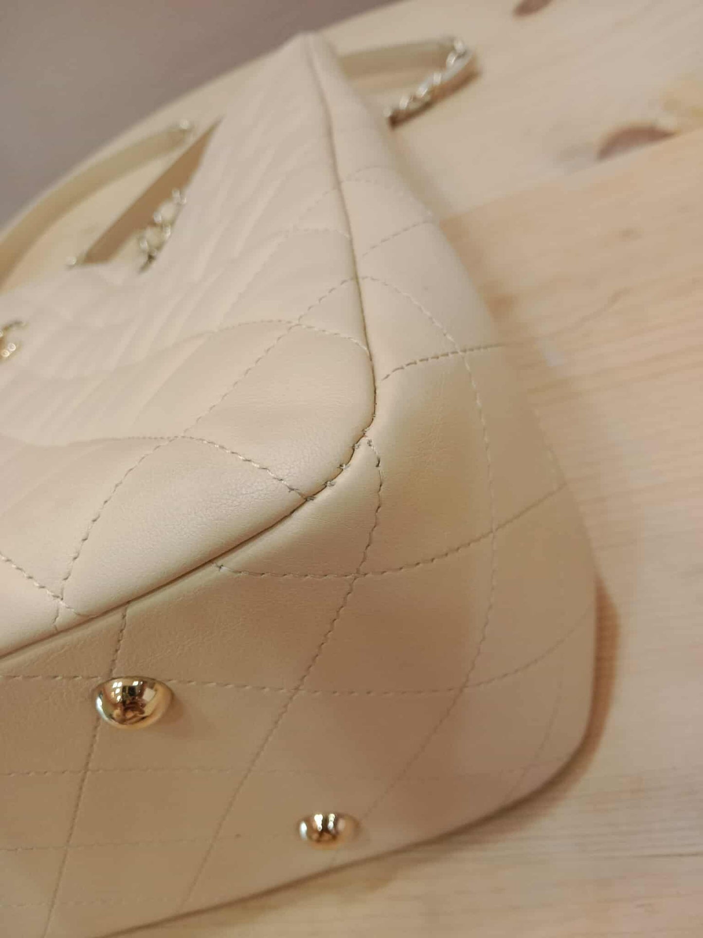 Chanel Classic CC Tote Beige Lambskin Series 21