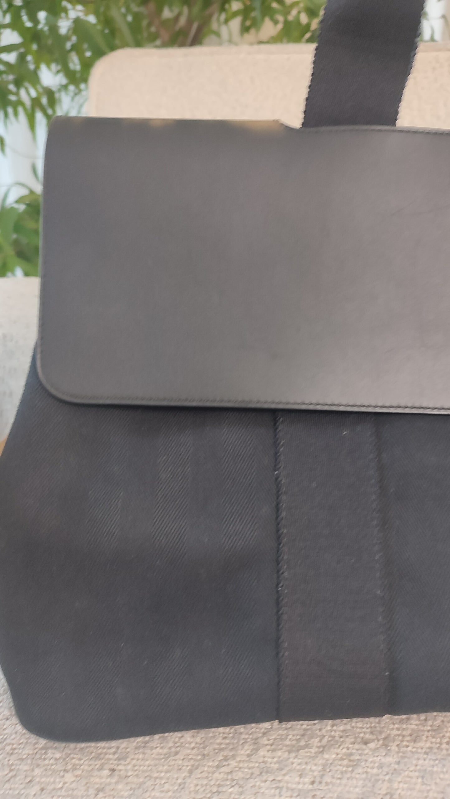 Hermes Valparaiso MM Black Bag