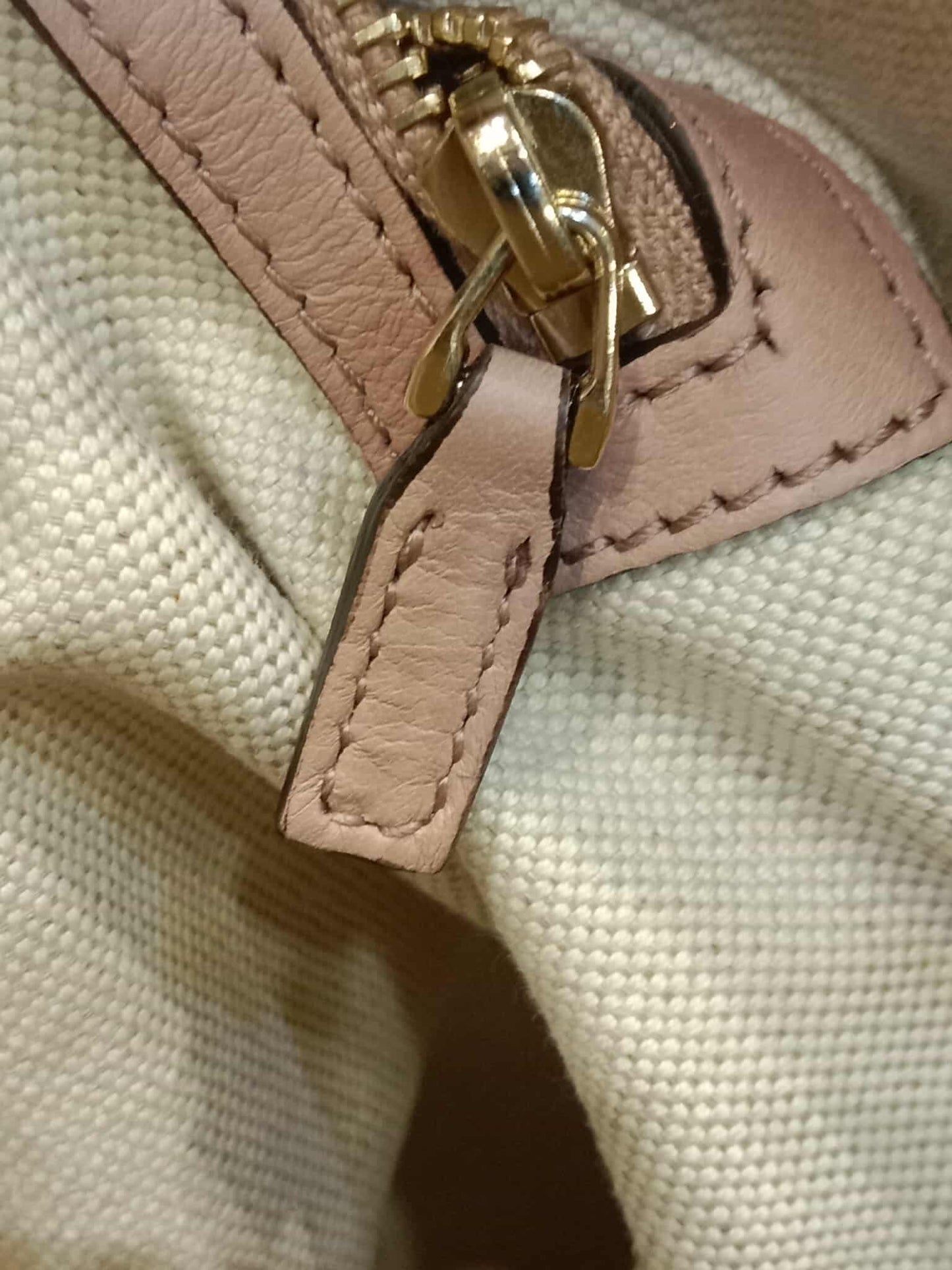 Gucci Beige Microguccissima Nice Patent Leather Satchel Bag