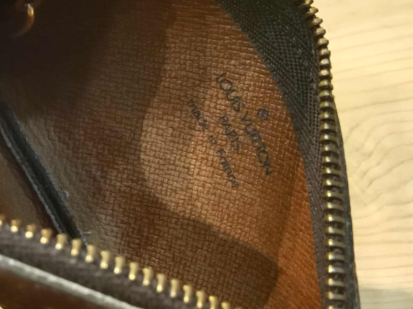 Louis Vuitton Monogram Zipped Coin Case