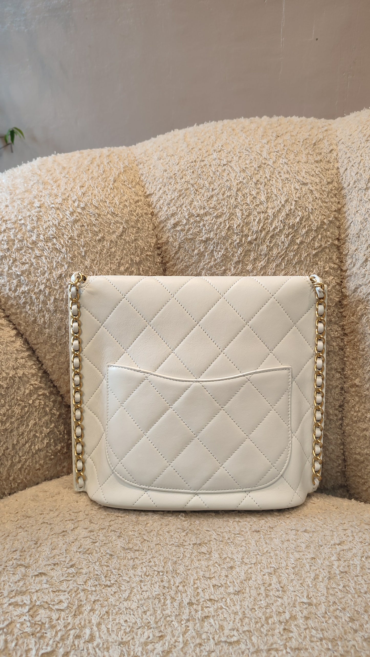 Chanel Hobo Chained Bag White Lambskin Series 31 Fullset