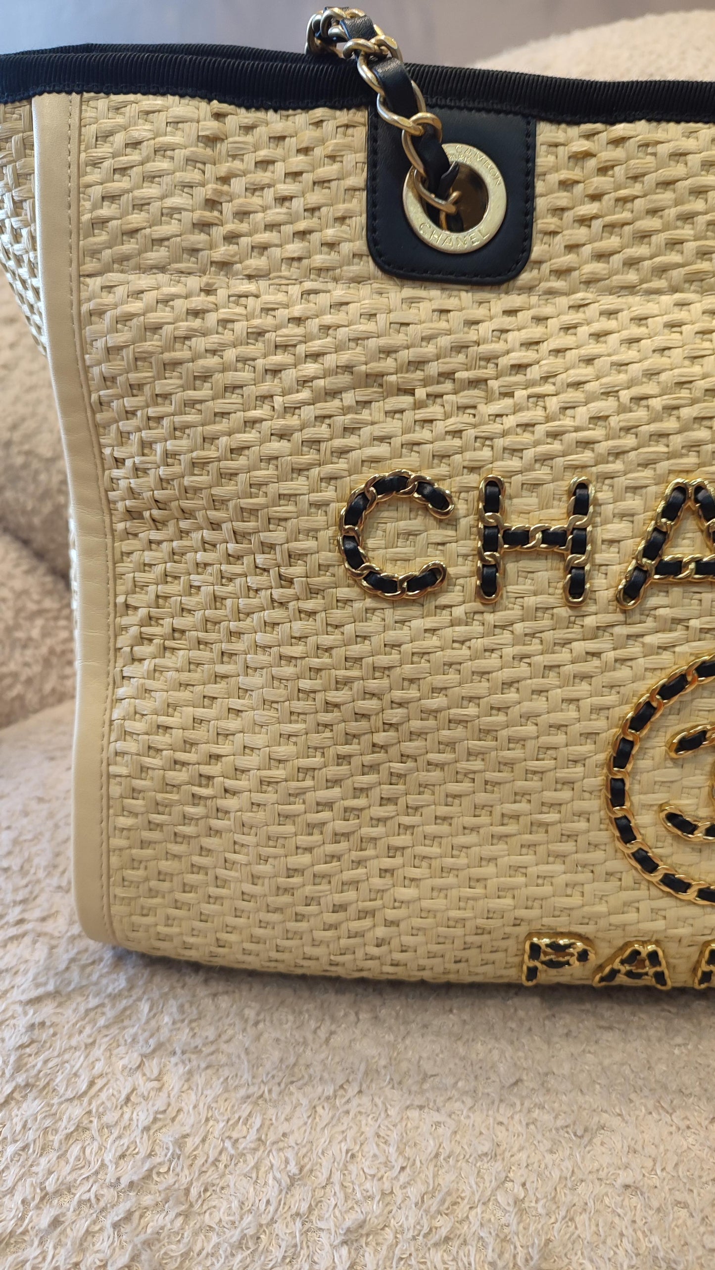 Chanel Deauville Raffia Series 30 Medium Beige/Black