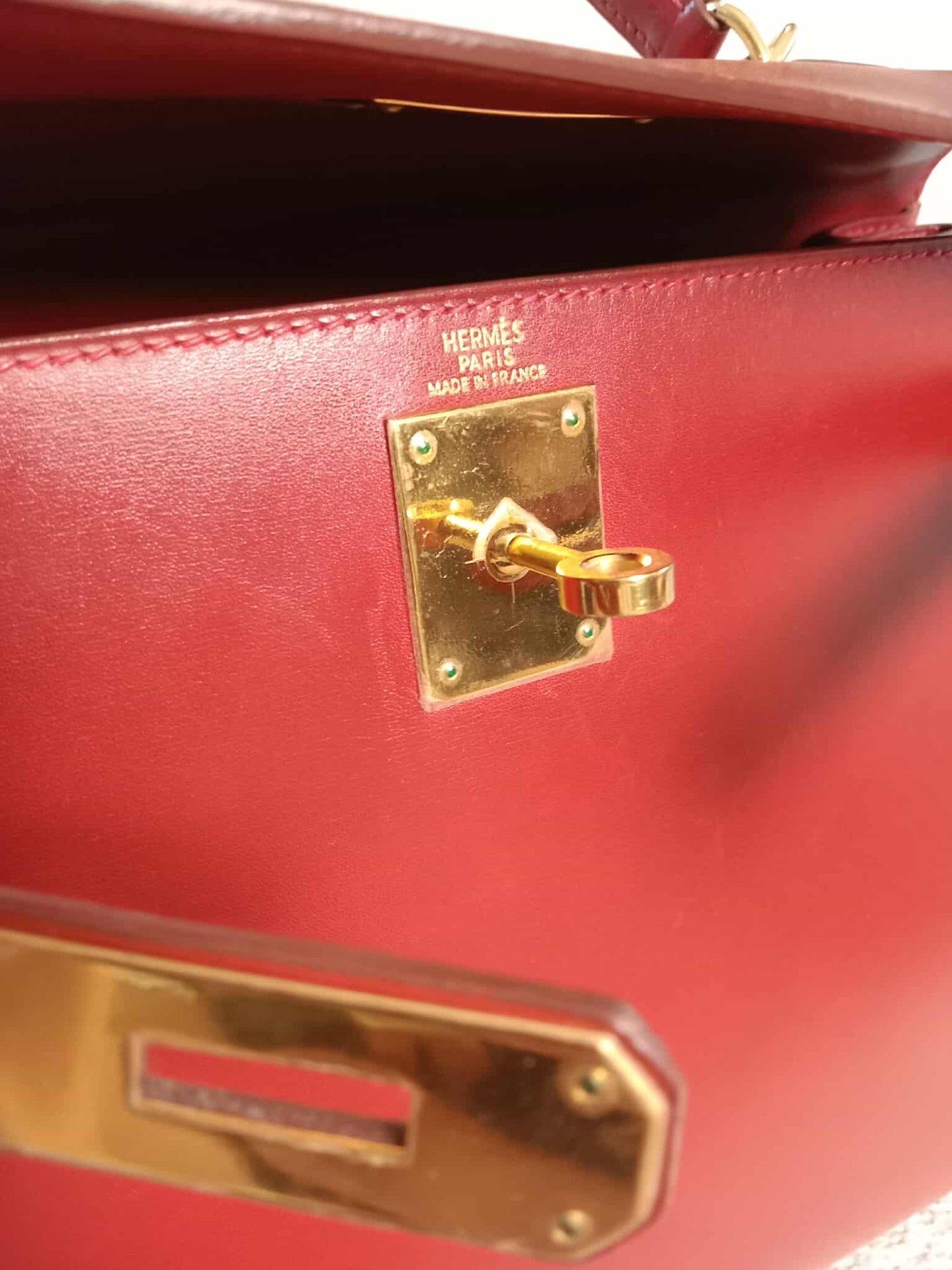 Hermes Kelly 28 Calfbox Leather Rouge VIF Stamp F Square 2002
