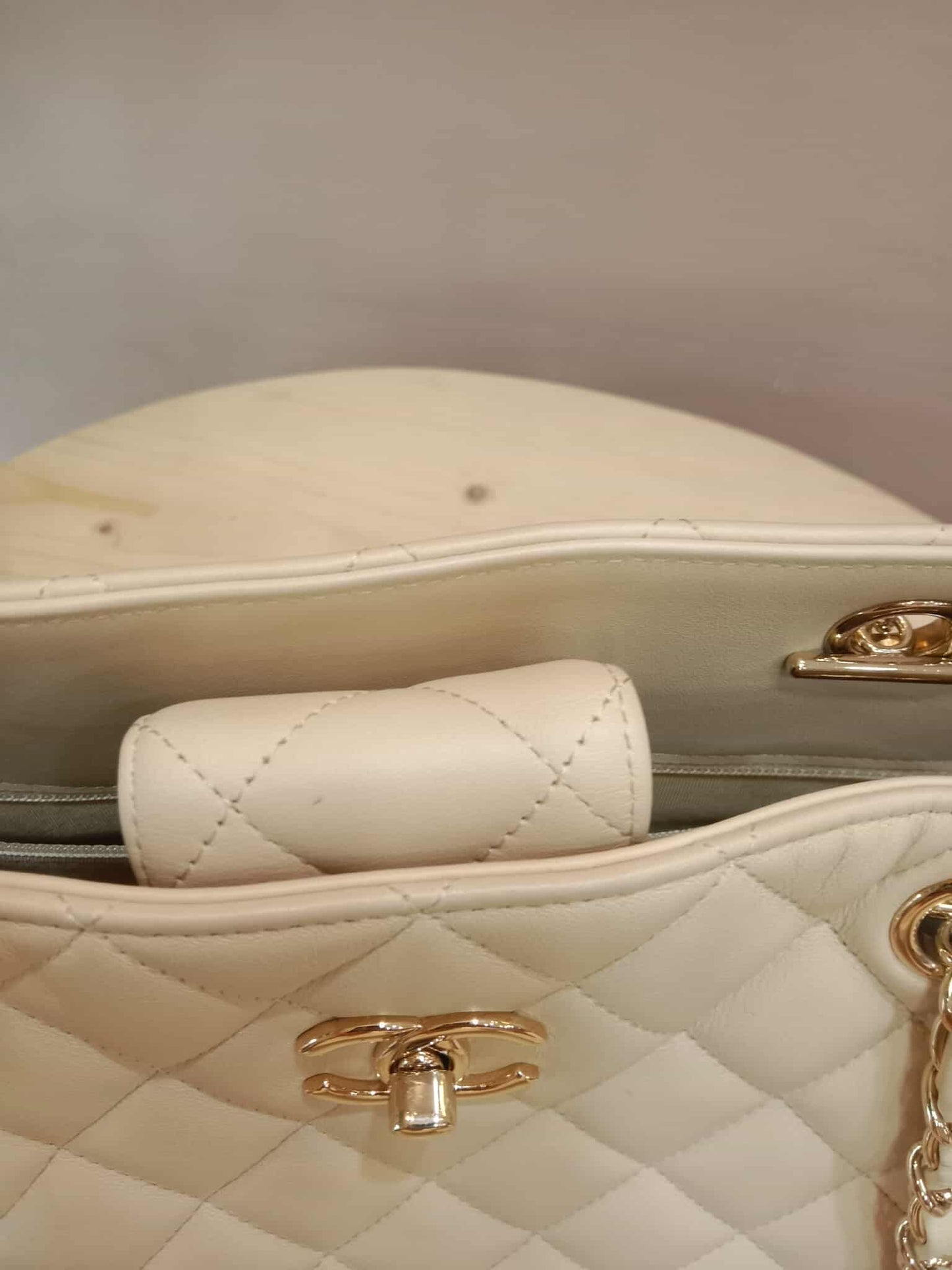 Chanel Classic CC Tote Beige Lambskin Series 21