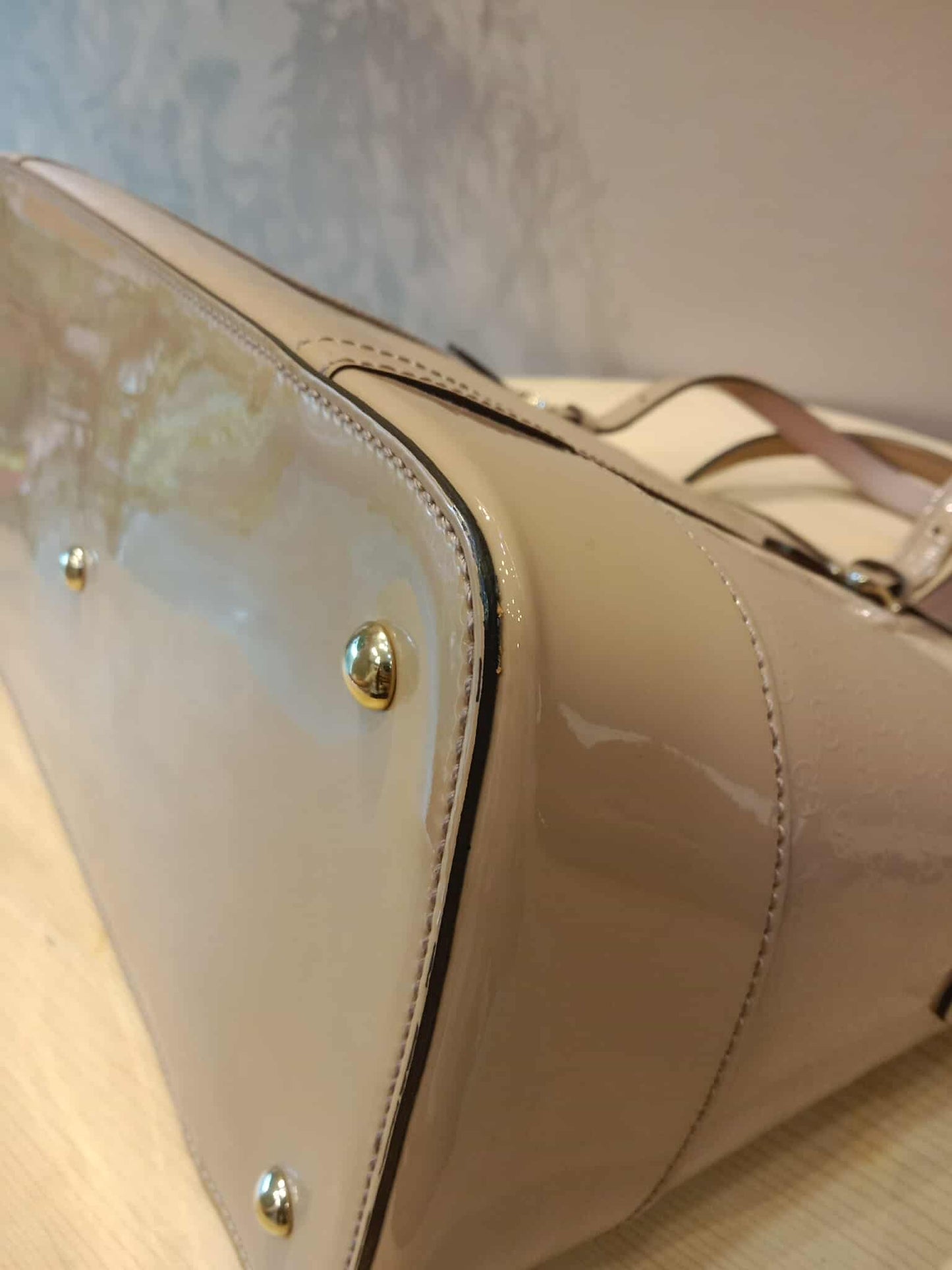Gucci Beige Microguccissima Nice Patent Leather Satchel Bag