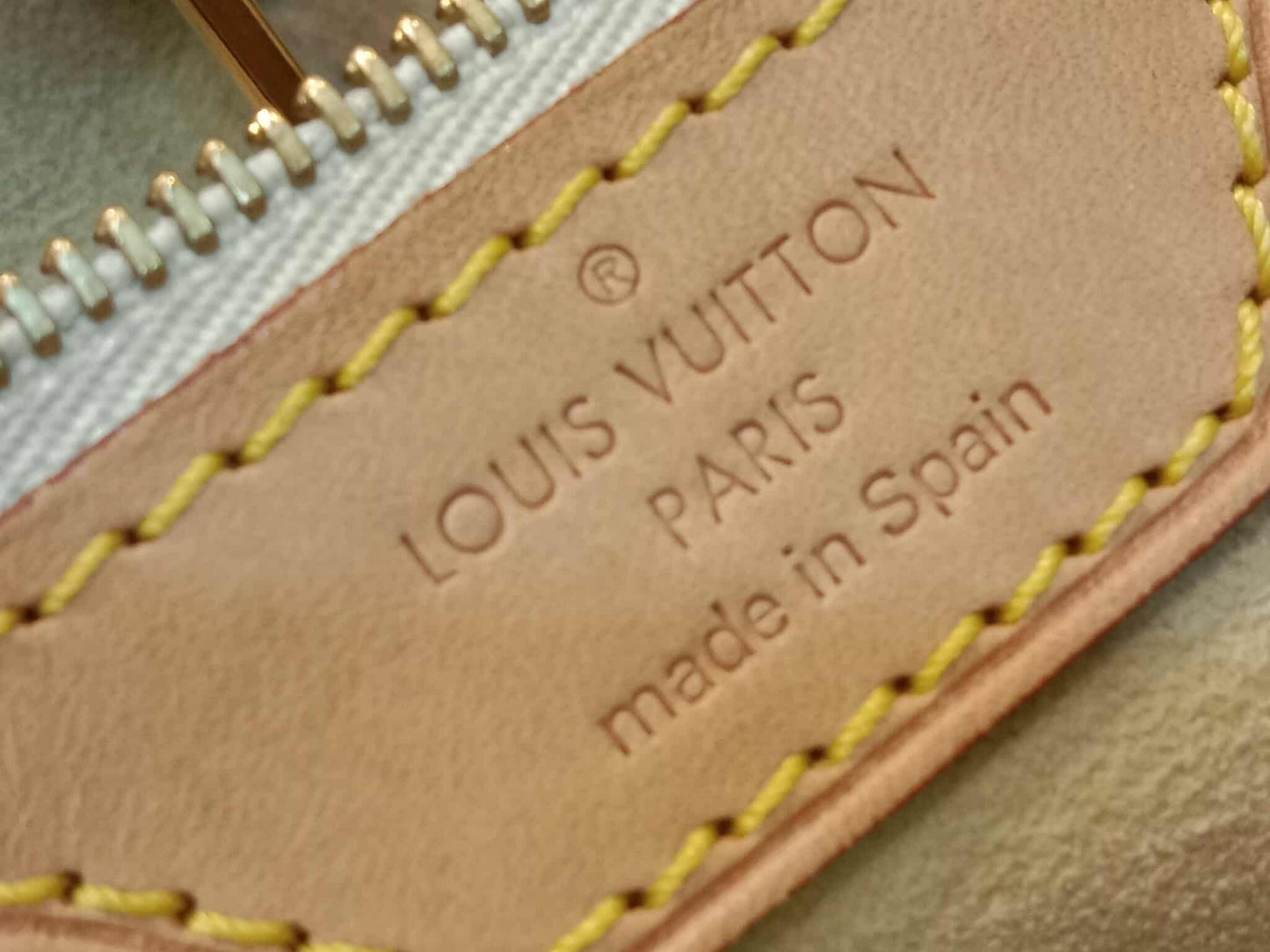 Louis Vuitton Hampstead Damier Azur PM