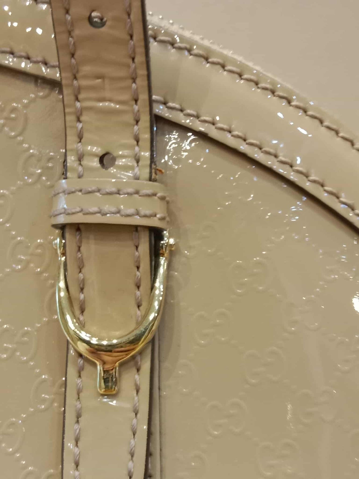Gucci Beige Microguccissima Nice Patent Leather Satchel Bag