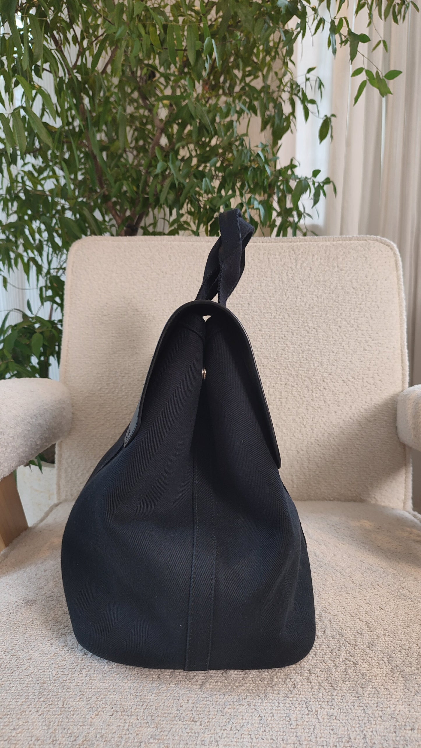 Hermes Valparaiso MM Black Bag