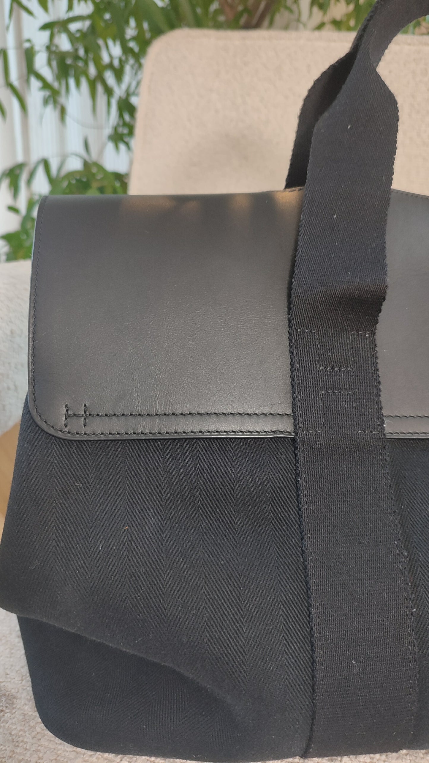 Hermes Valparaiso MM Black Bag