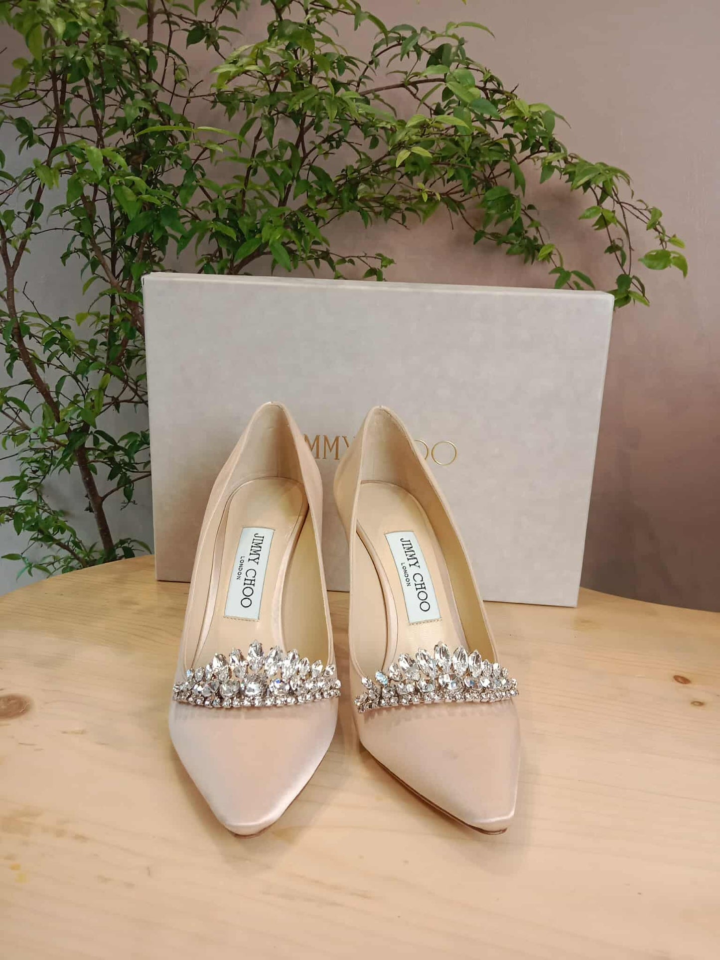 Jimmy Choo Cream Satin Crystal Embellished Pumps Size 37
